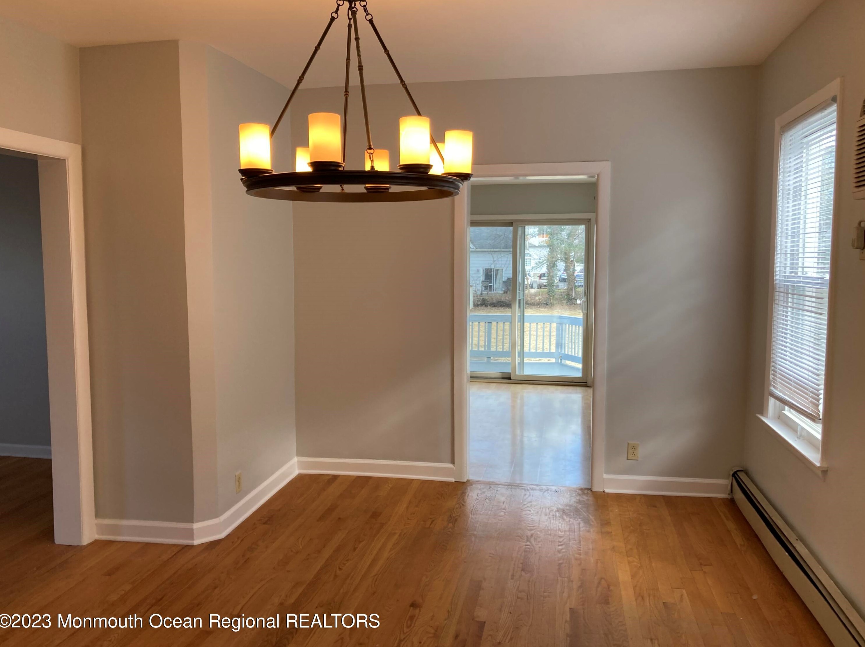 117 Pearl St, Tinton Falls, NJ 07701