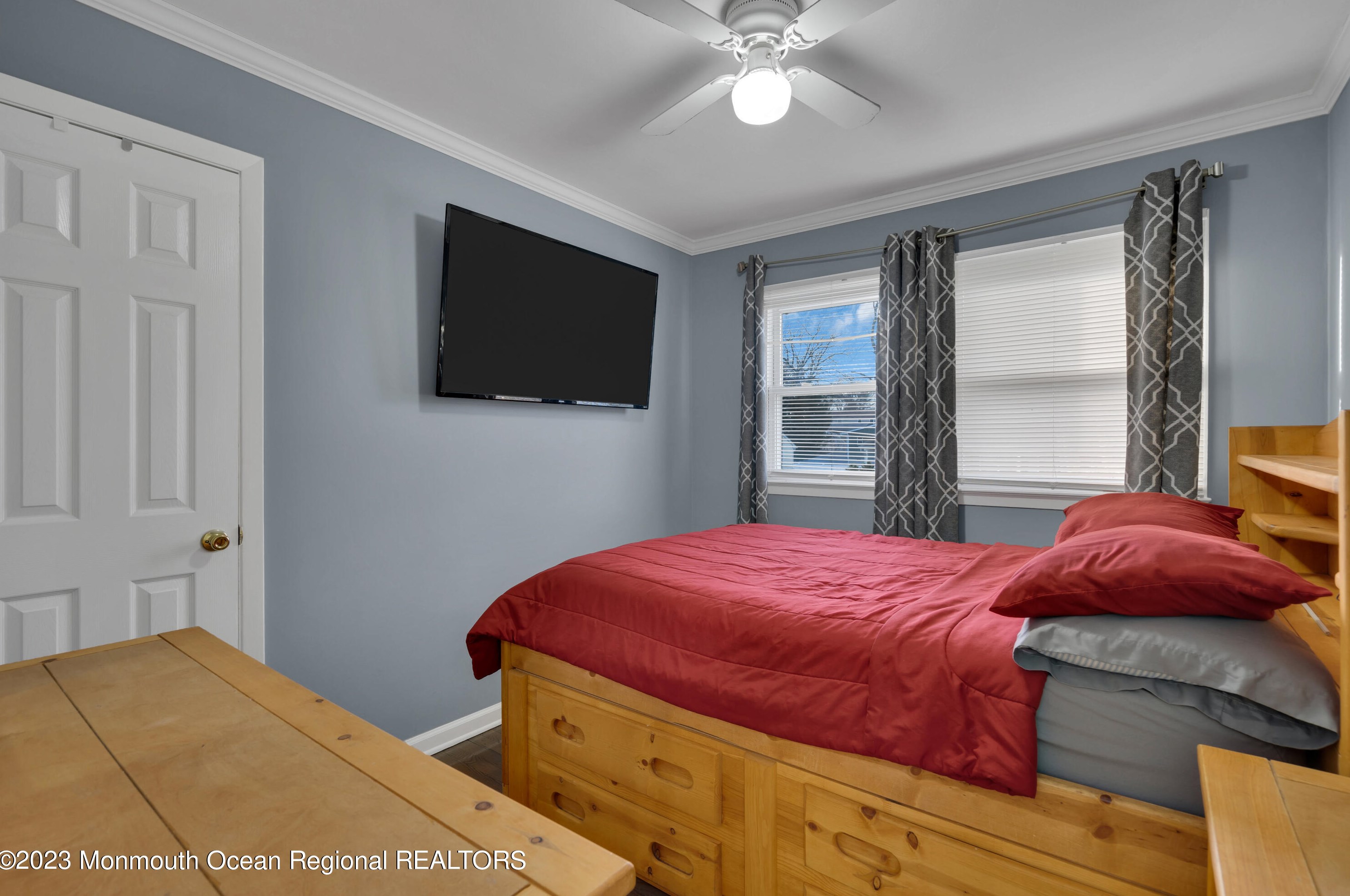 513 Beach Ave, Beachwood NJ  08722-2609 exterior