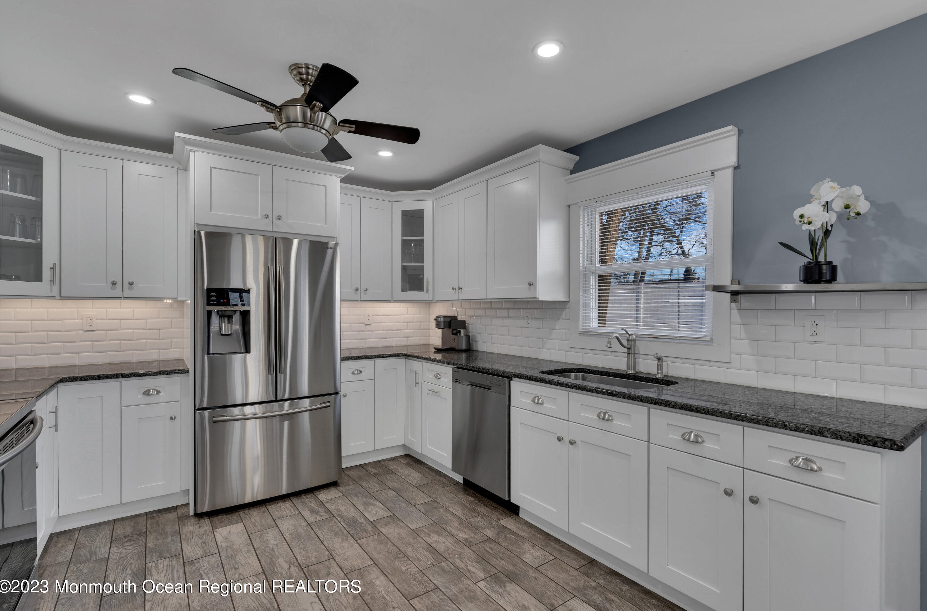 513 Beach Ave, Beachwood NJ  08722-2609 exterior