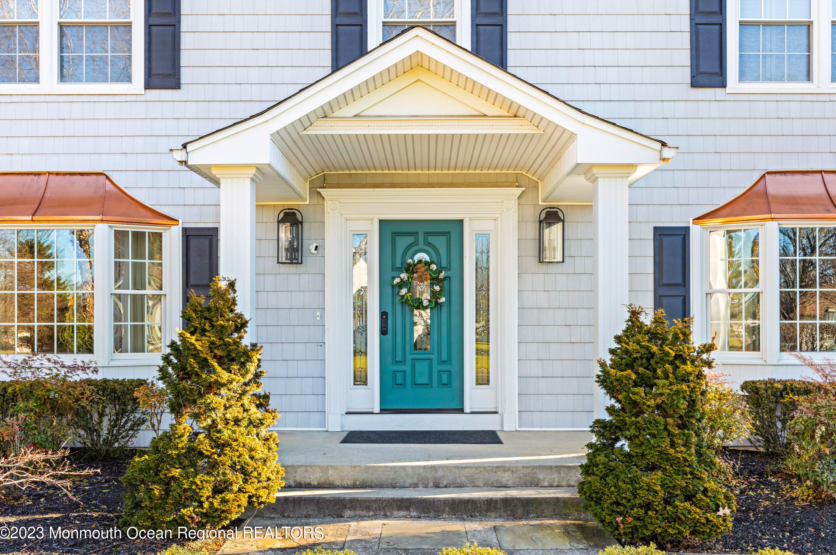42 Green Meadow Dr, Tinton Falls, NJ 07724