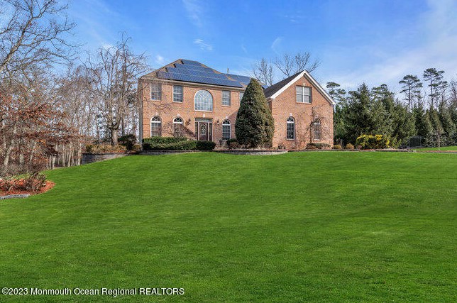 17 Conor Rd, Jackson Twp, NJ 08527