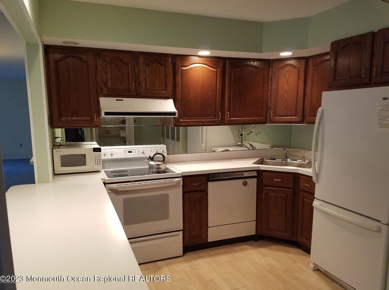 53 Lexington Ct, Tinton Falls, NJ 07701
