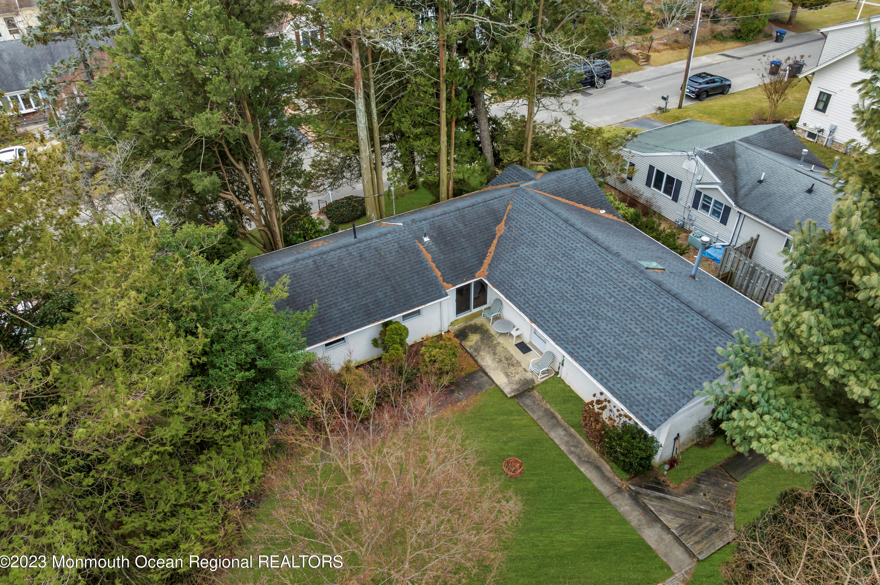 2006 Manor Dr, Belmar, NJ 07719