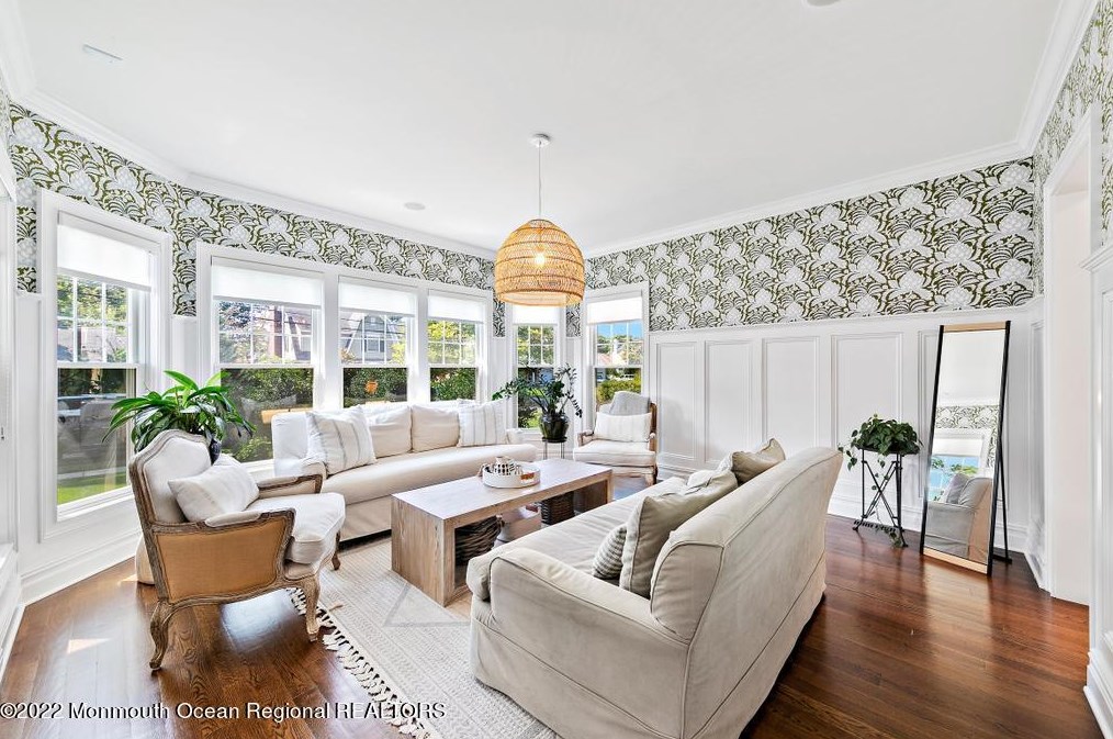 33 Park Ave, Locust NJ  07760-1523 exterior