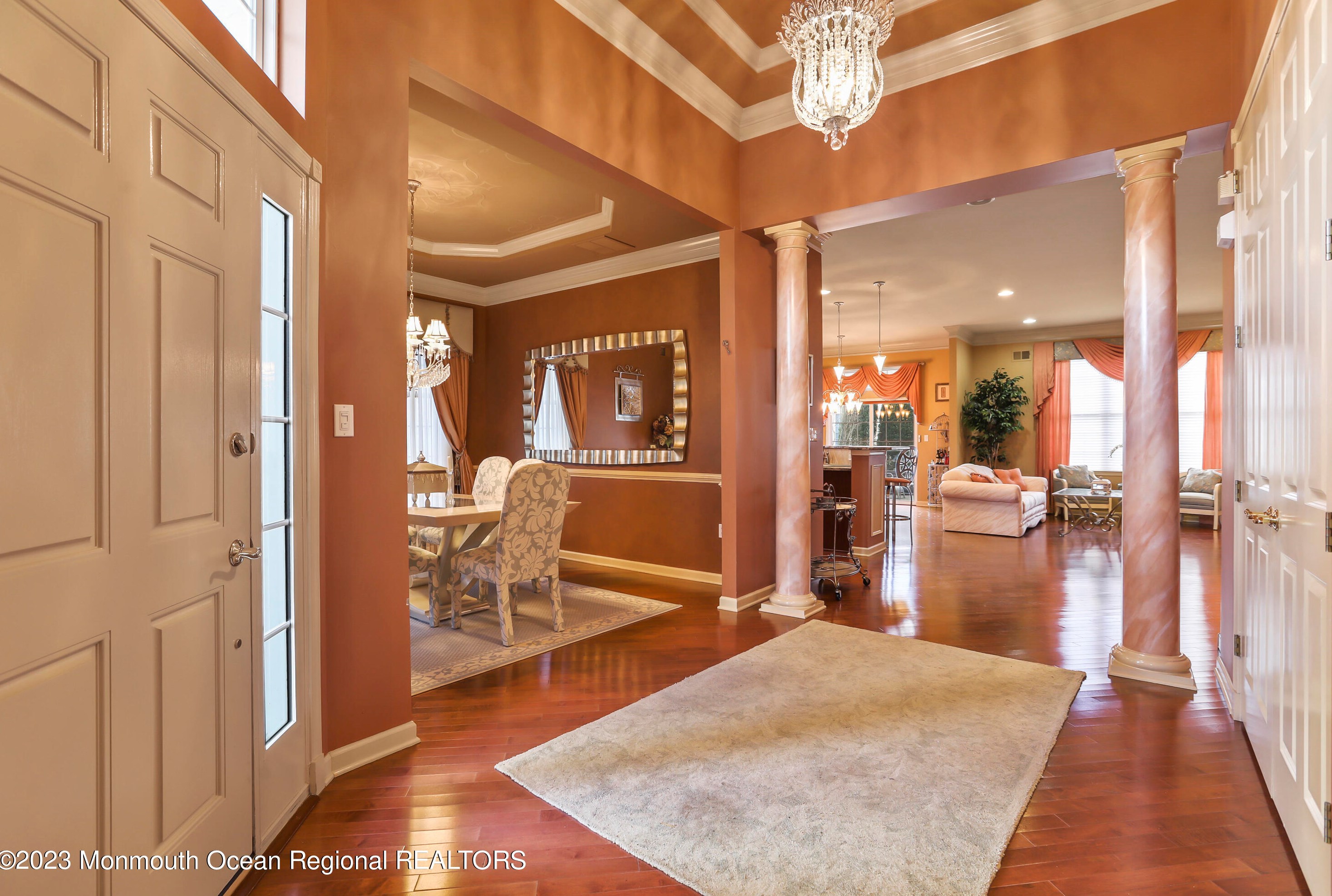 85 Riviera Drive, Monroe Township, NJ 08831