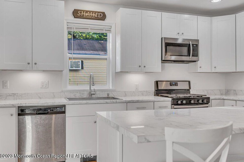 175 Port Monmouth Rd, Ideal Beach NJ  07734-1951 exterior