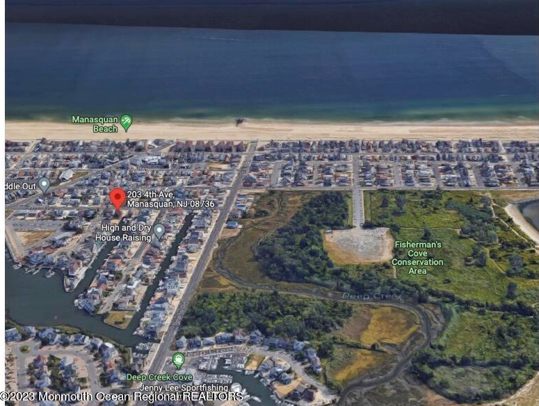 203 4th Ave, Wall Township NJ  07762-1065 exterior