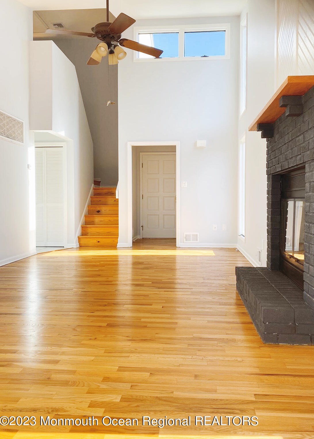 203 4th Ave, Wall Township NJ  07762-1065 exterior