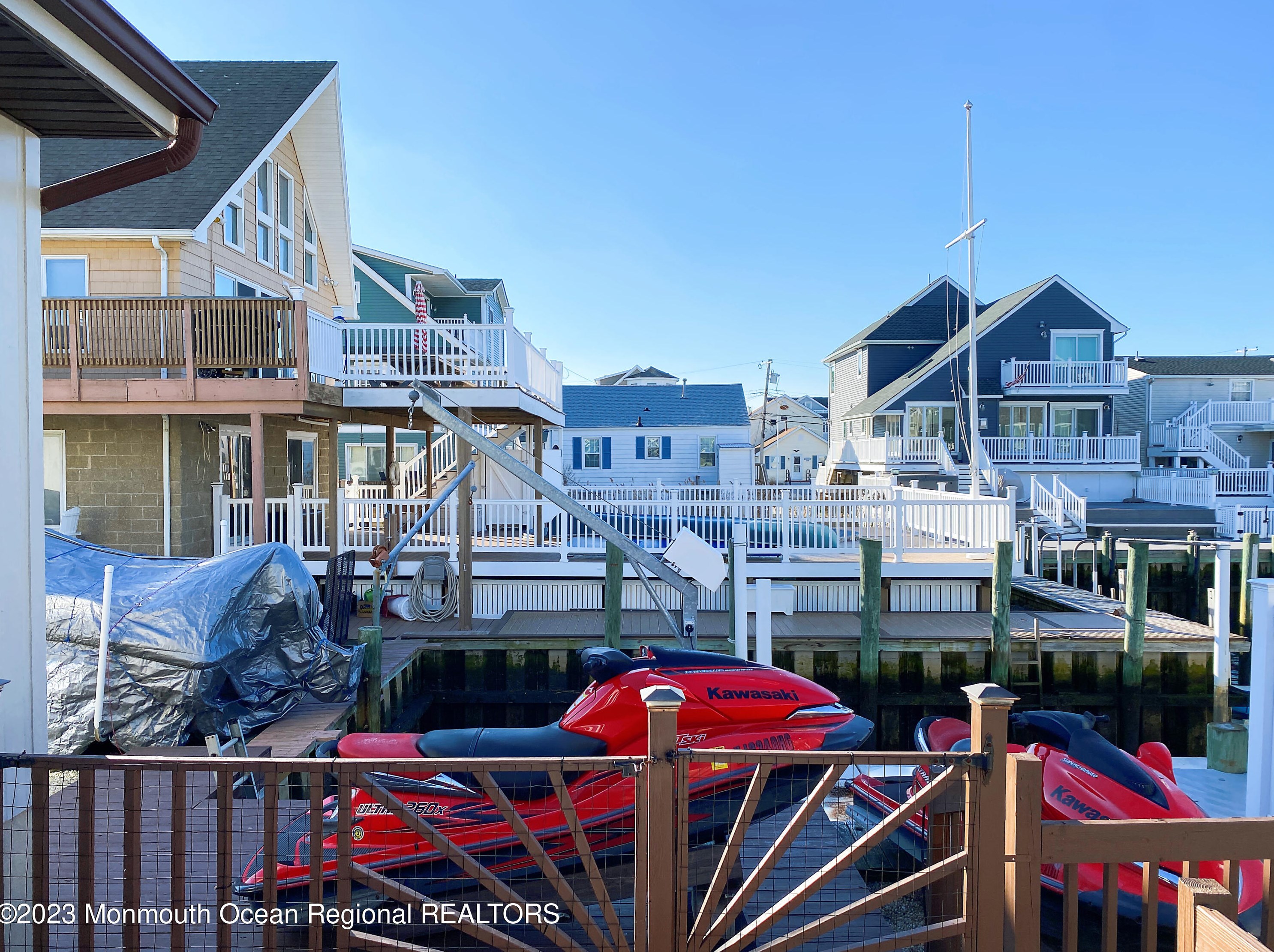 203 4th Ave, Wall Township NJ  07762-1065 exterior