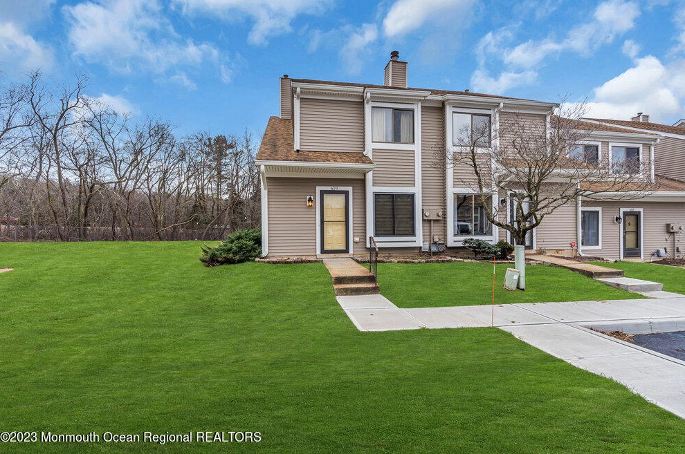 619 Sandra Pl, Bricktown, NJ 08724