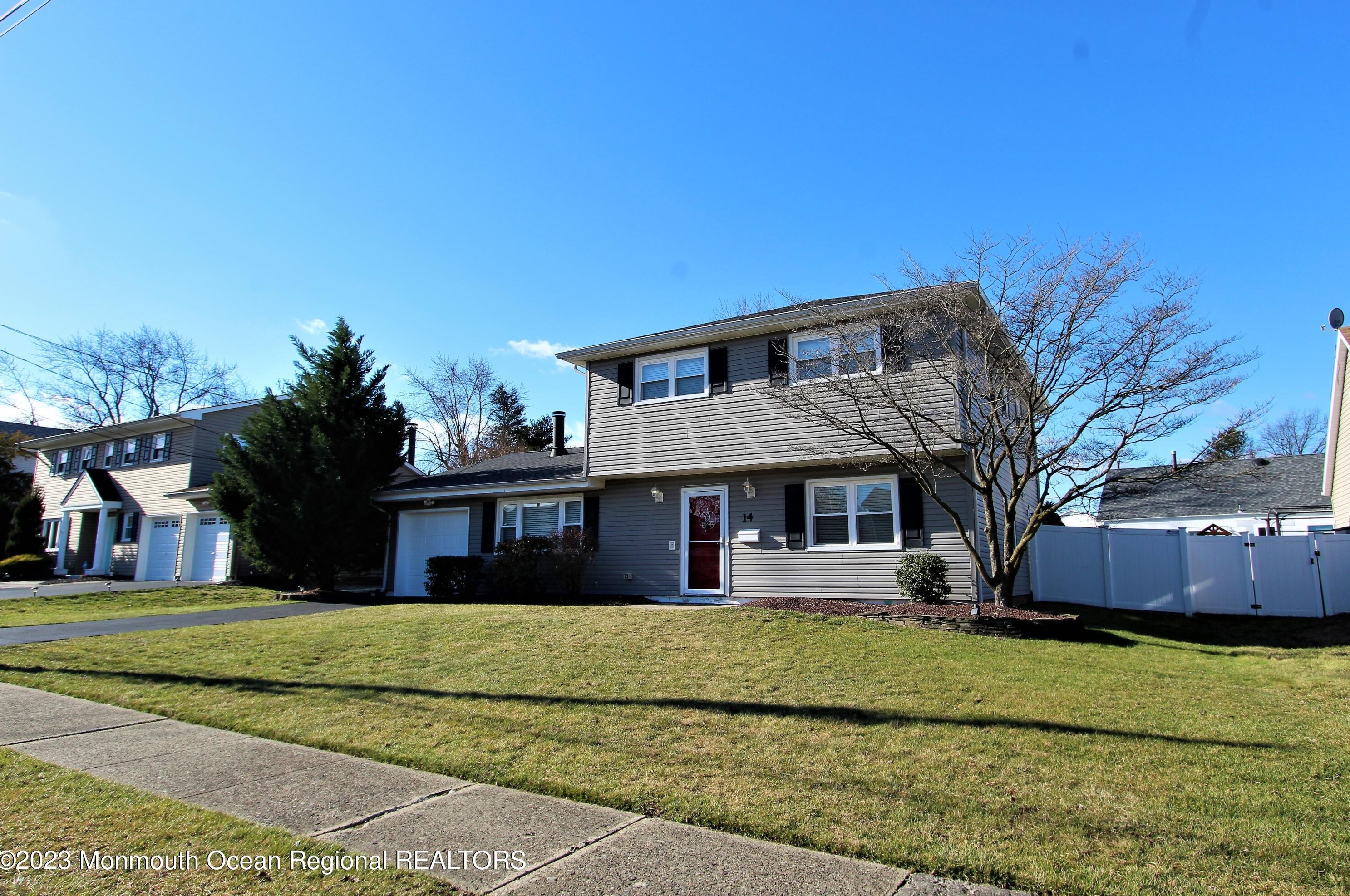 14 Dublin Ln, Hazlet, NJ 07730