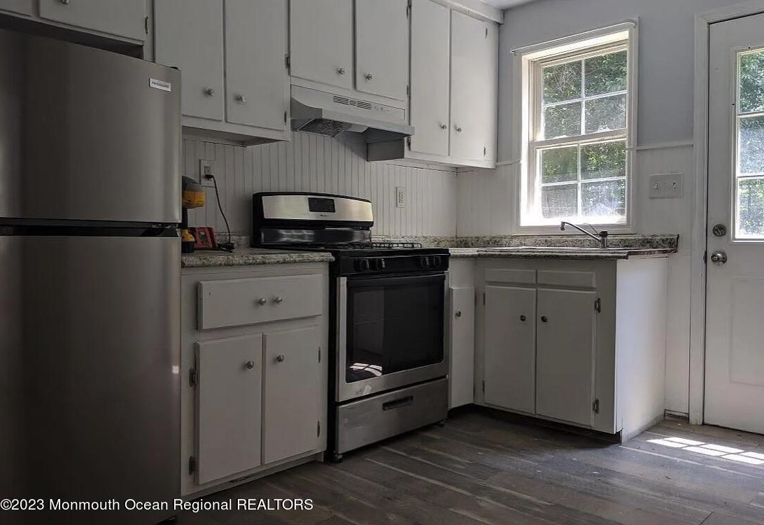 28 Oak, Plumsted Township, NJ 08533