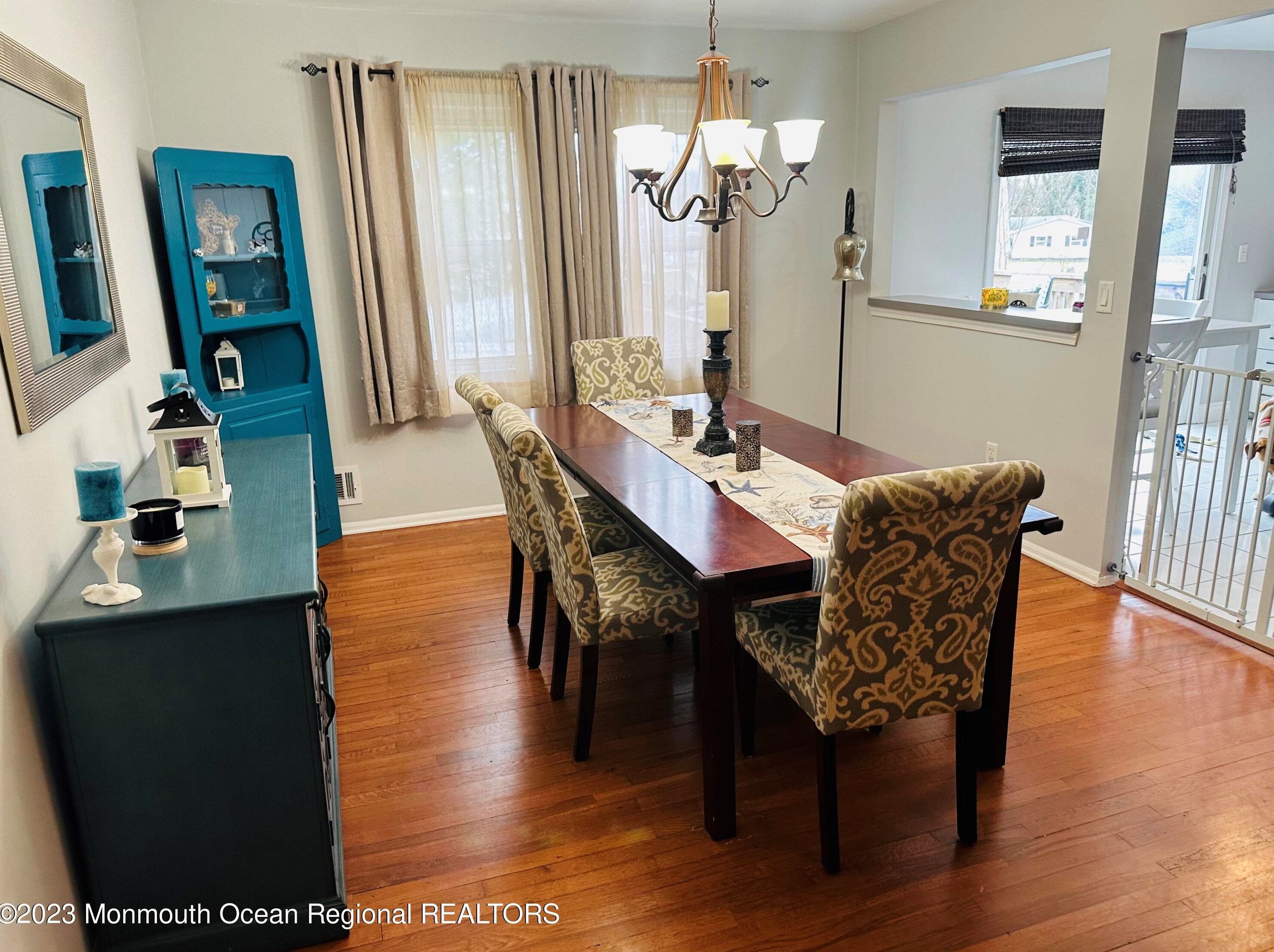 113 Baywood Dr, Toms River, NJ 08753-1875