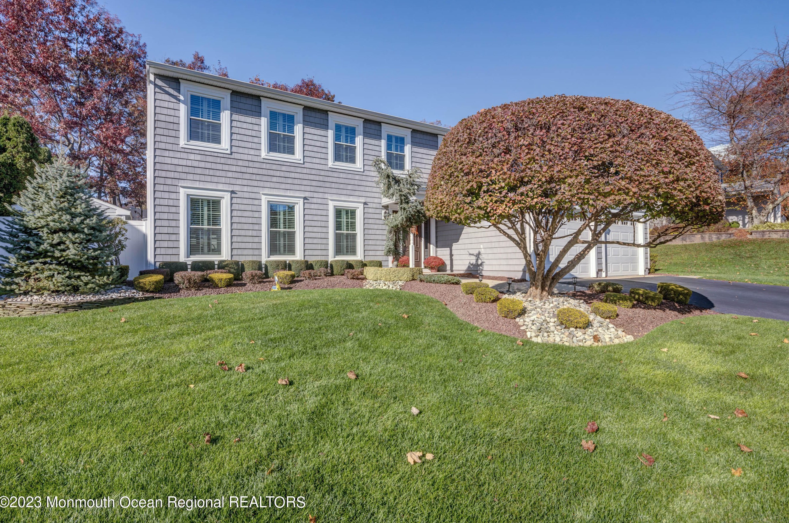 31 Virginia Dr, Wall Township, NJ 07731-2841