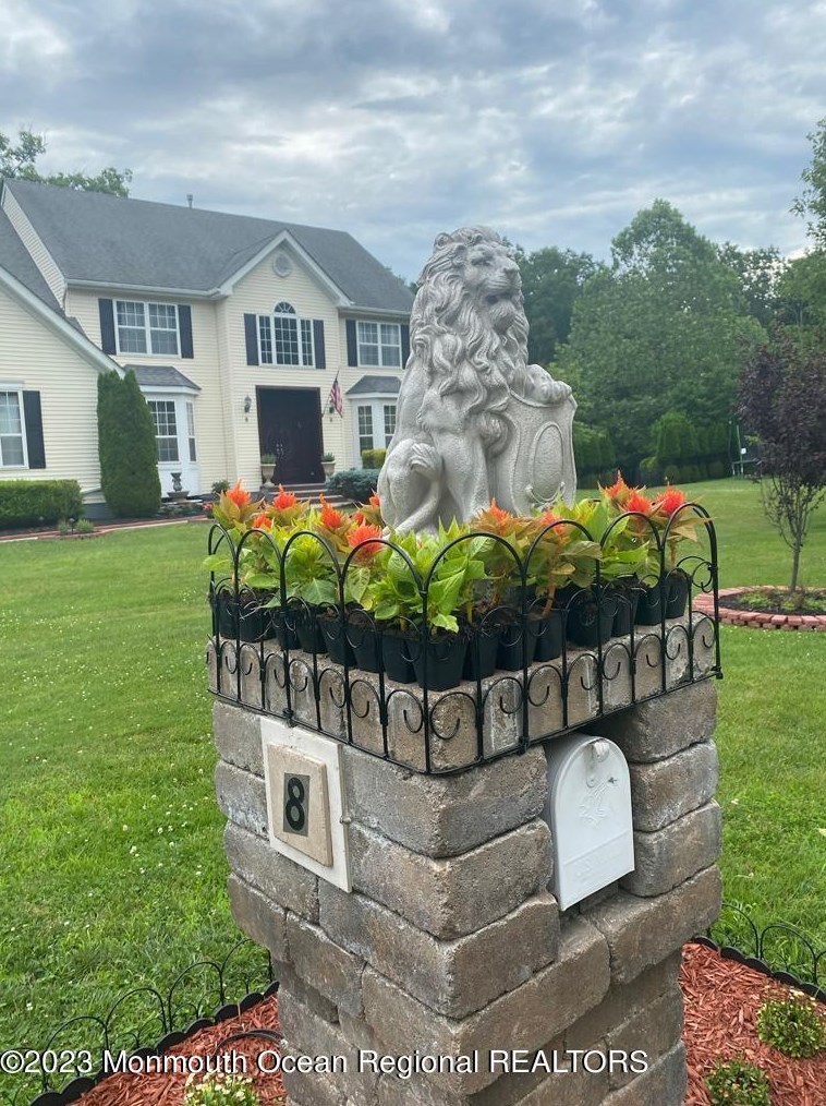 8 Olena Dr, Jackson Twp, NJ 08527