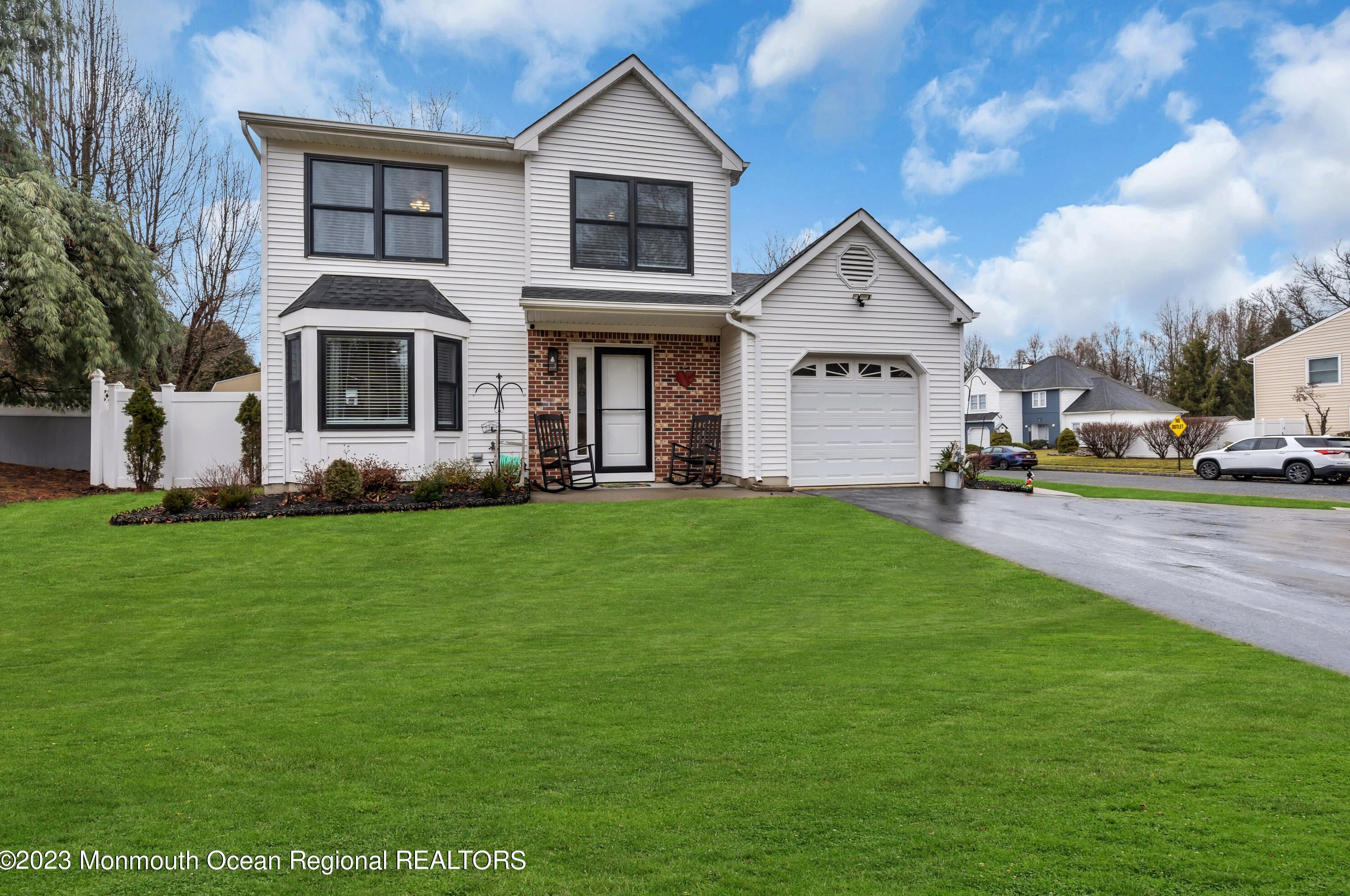 29 Tioga Dr, Wall Township, NJ 07731-2434