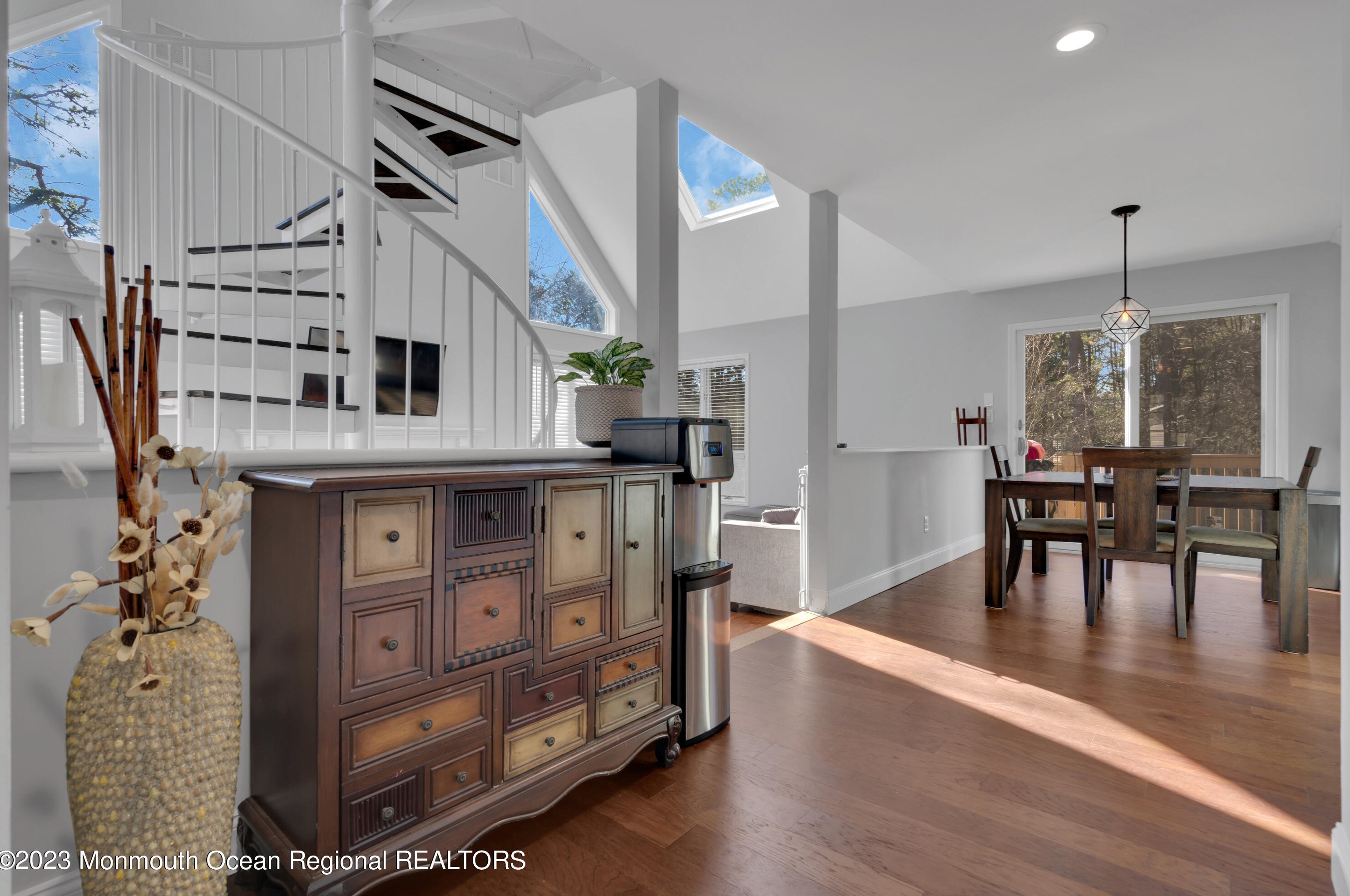 701 Manchester St, Toms River NJ  08757-2332 exterior