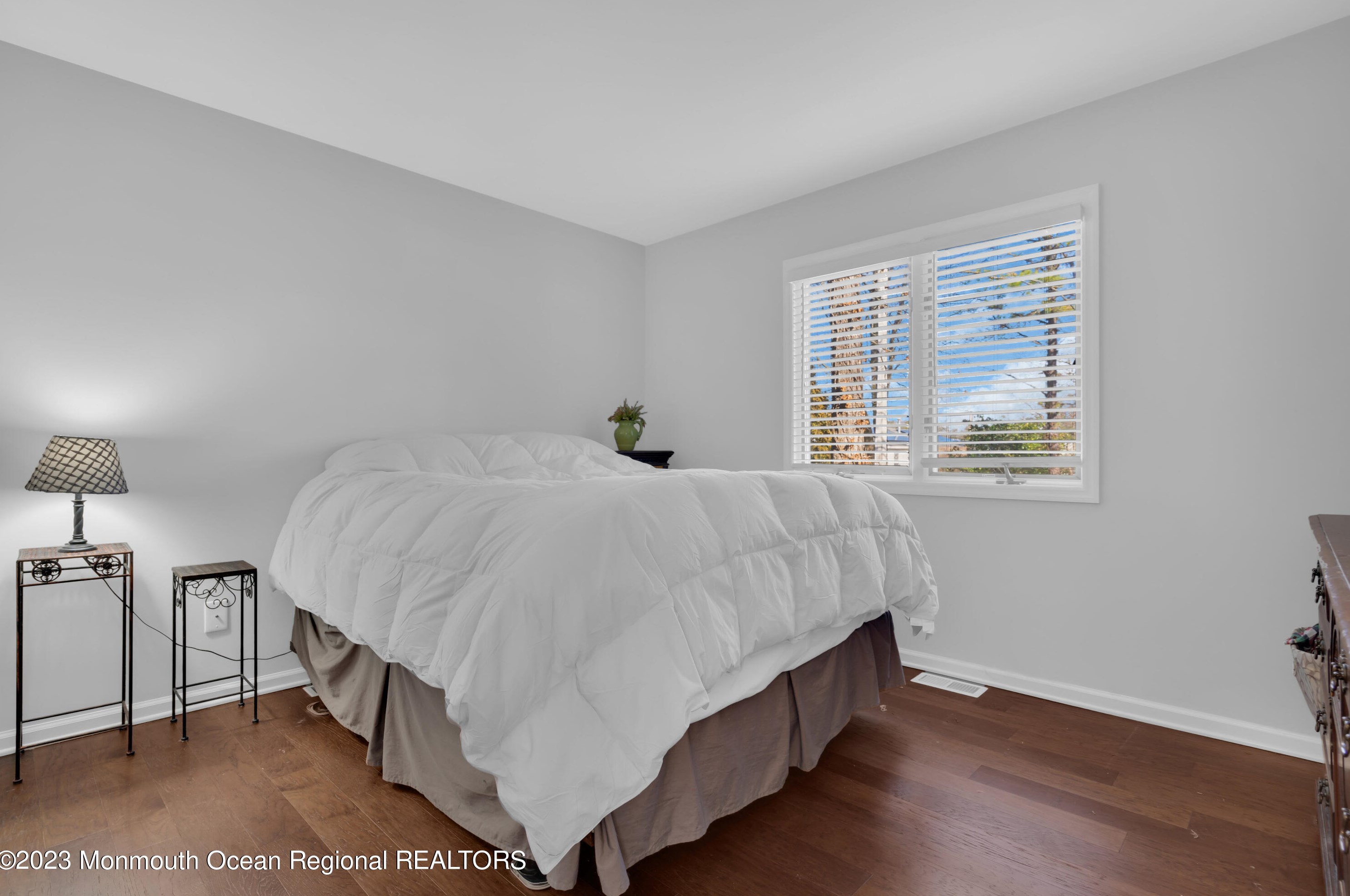 701 Manchester St, Toms River NJ  08757-2332 exterior