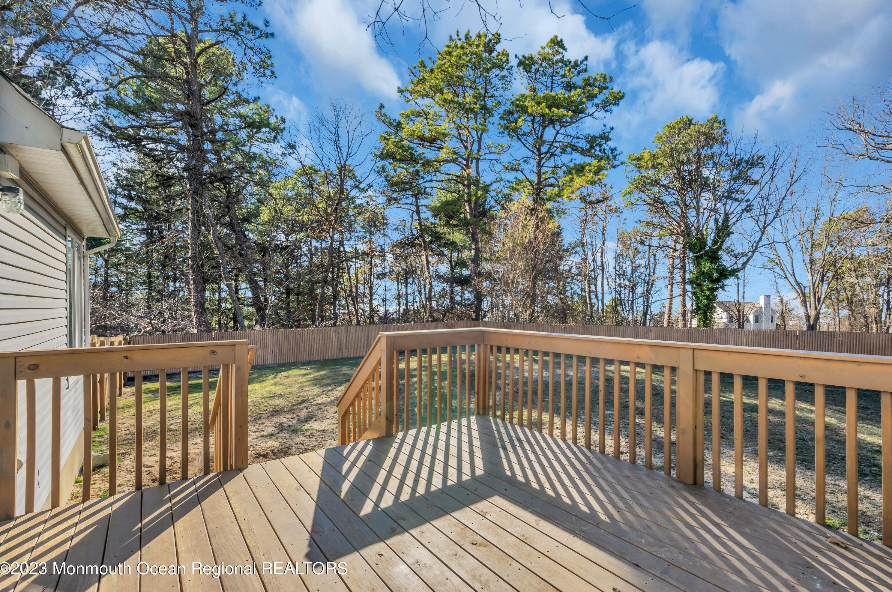 701 Manchester St, Toms River NJ  08757-2332 exterior