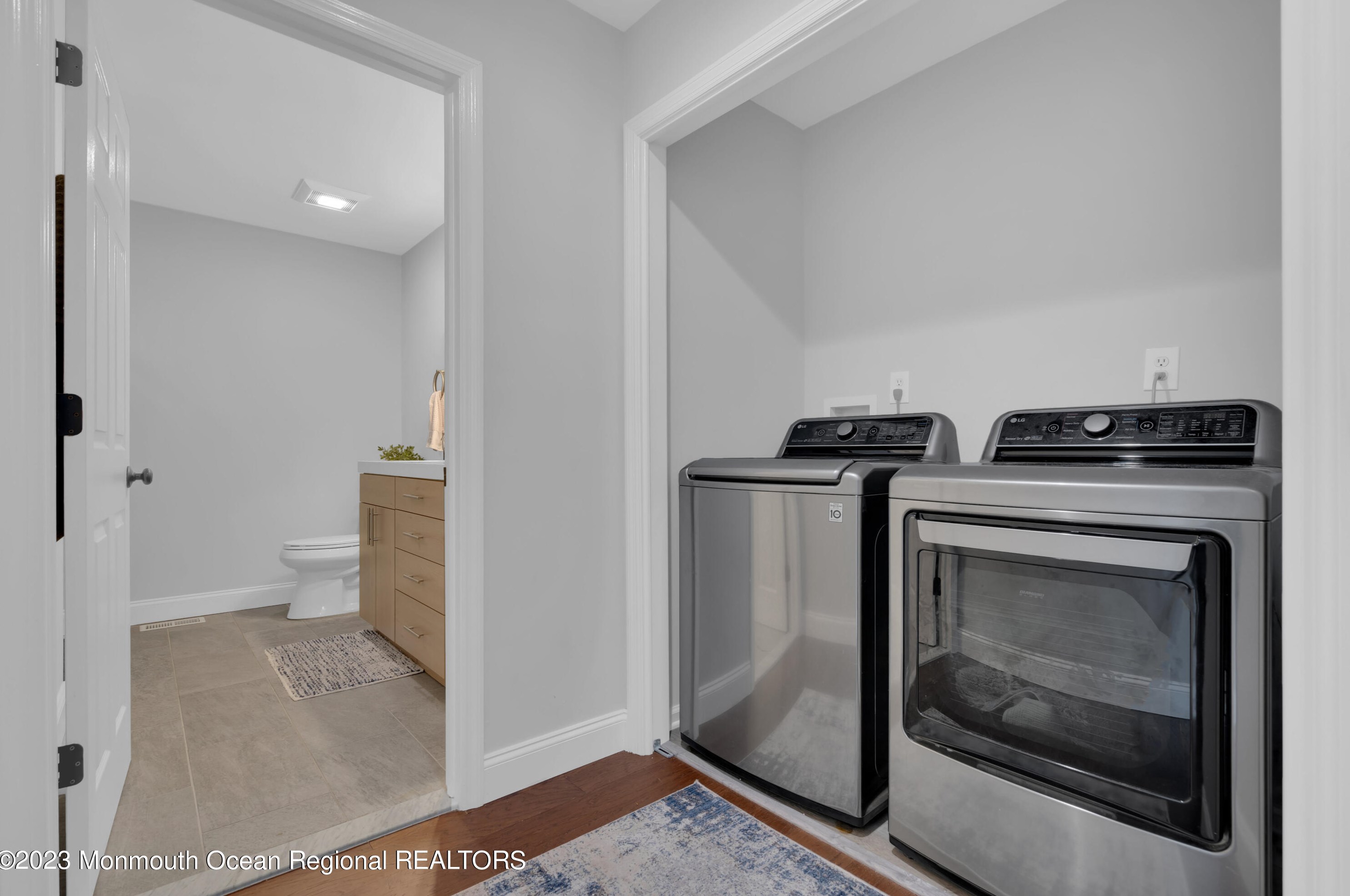 701 Manchester St, Toms River NJ  08757-2332 exterior