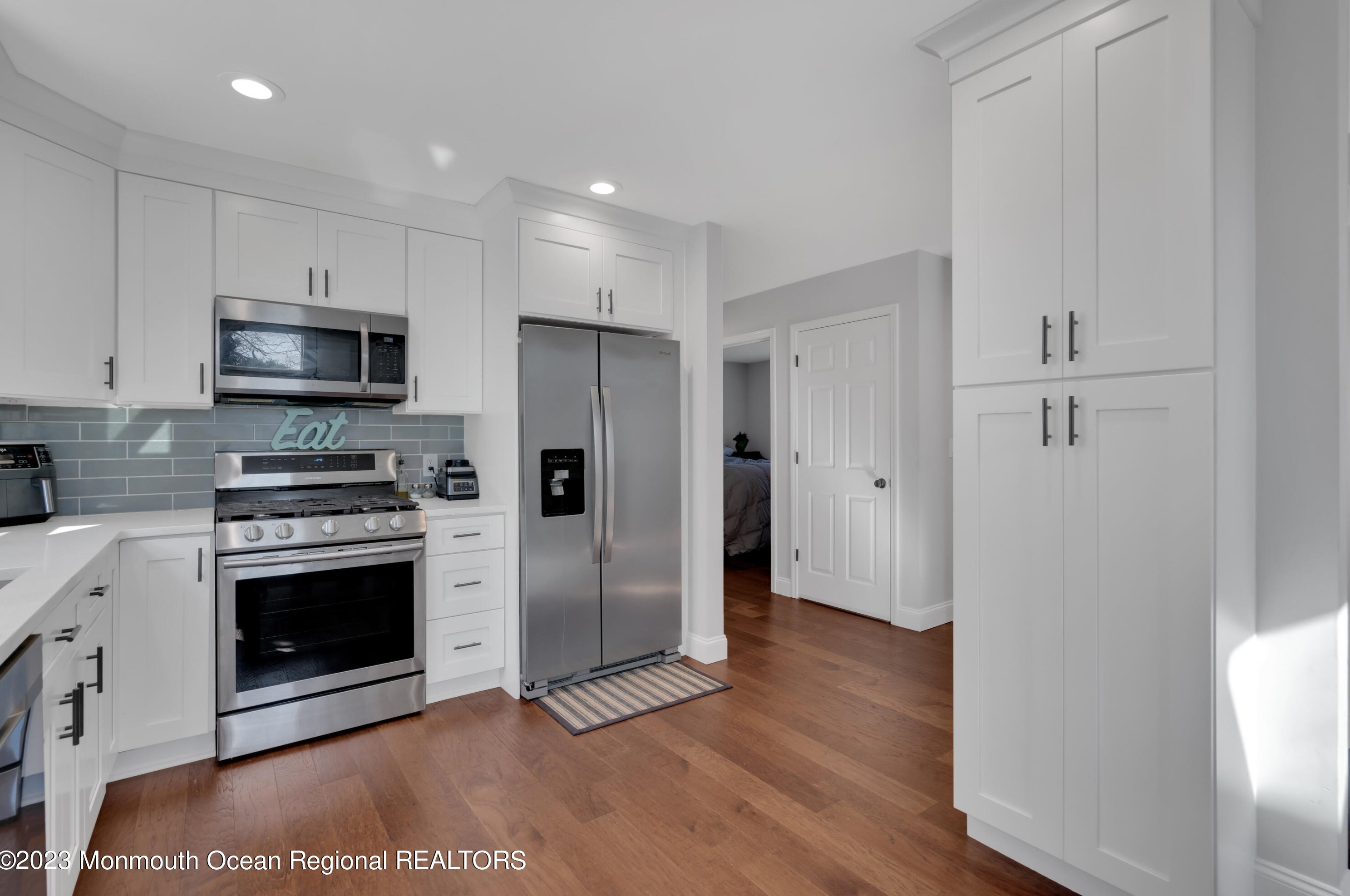 701 Manchester St, Toms River NJ  08757-2332 exterior