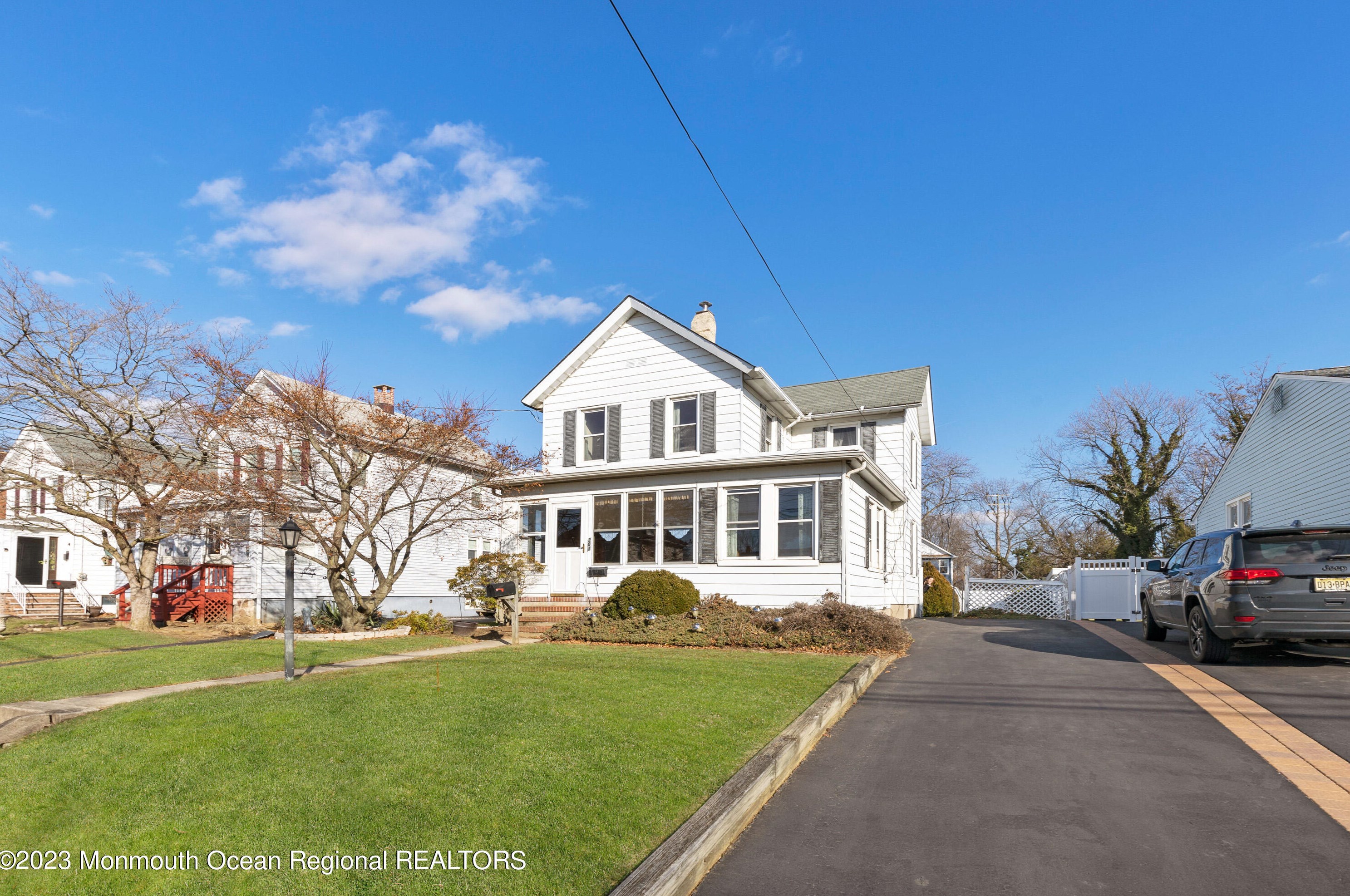 201 Beers St, Keyport, NJ 07735