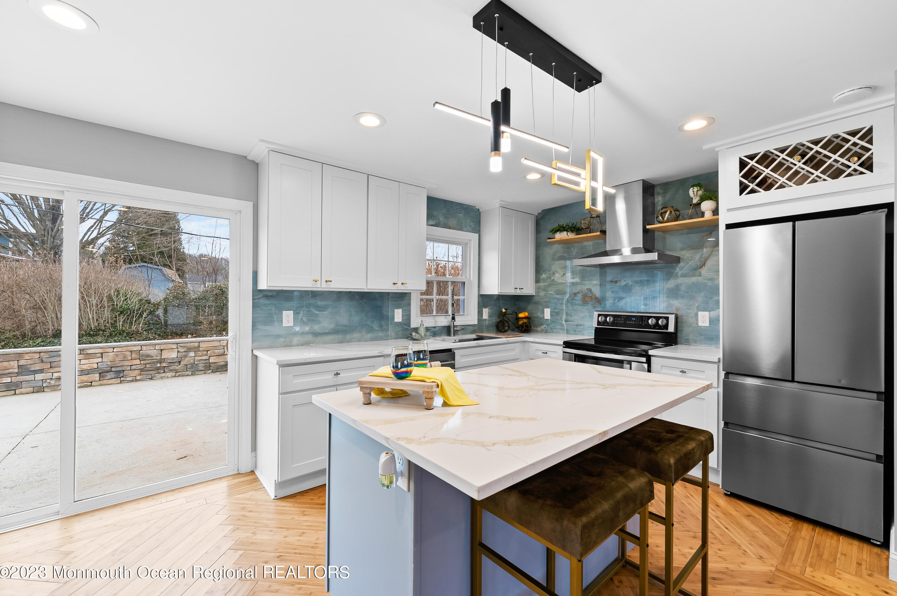 22 Intone Ln, Matawan NJ  07747-1719 exterior