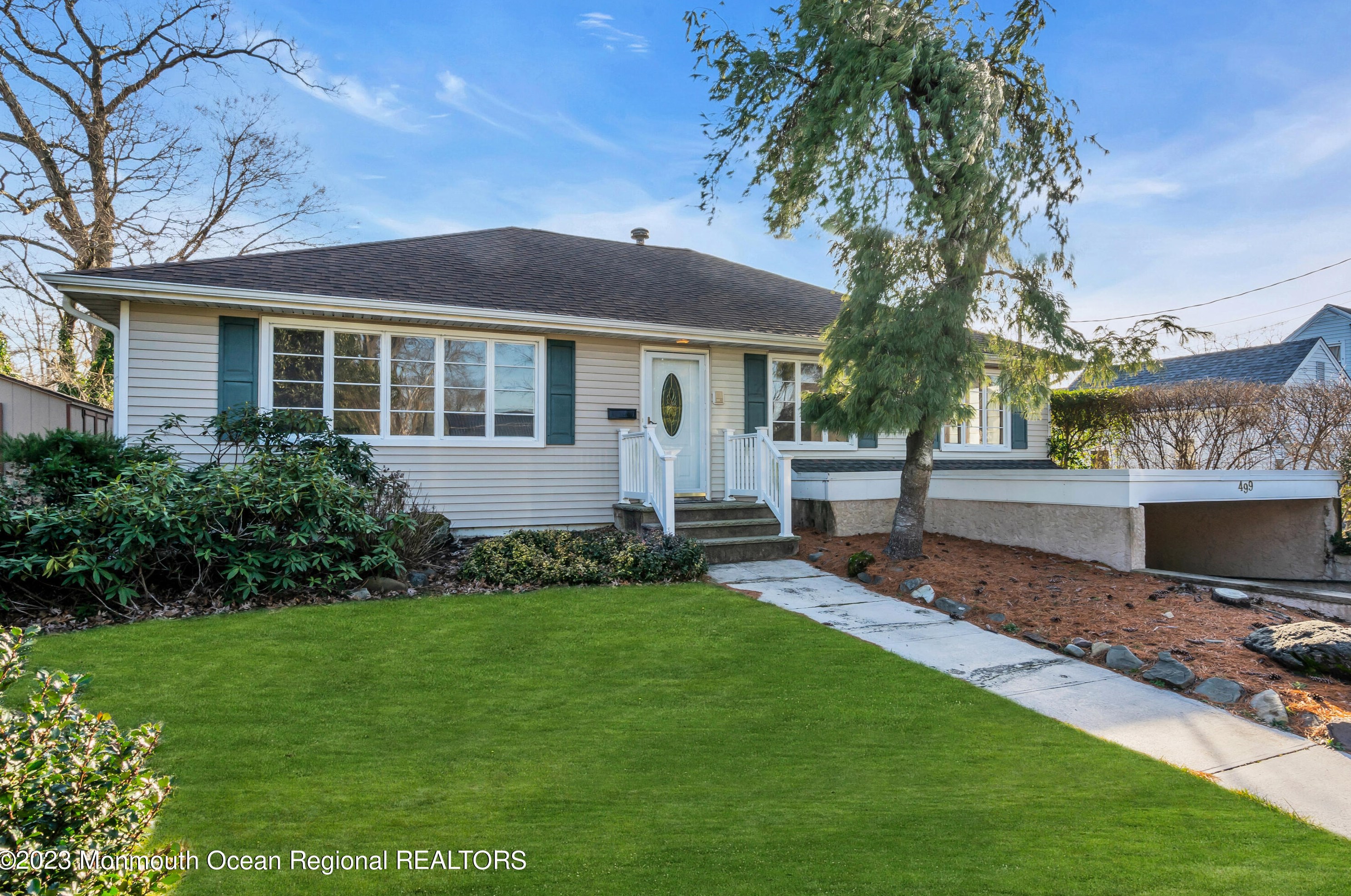 499 Batchelor St, Toms River, NJ 08753-6702