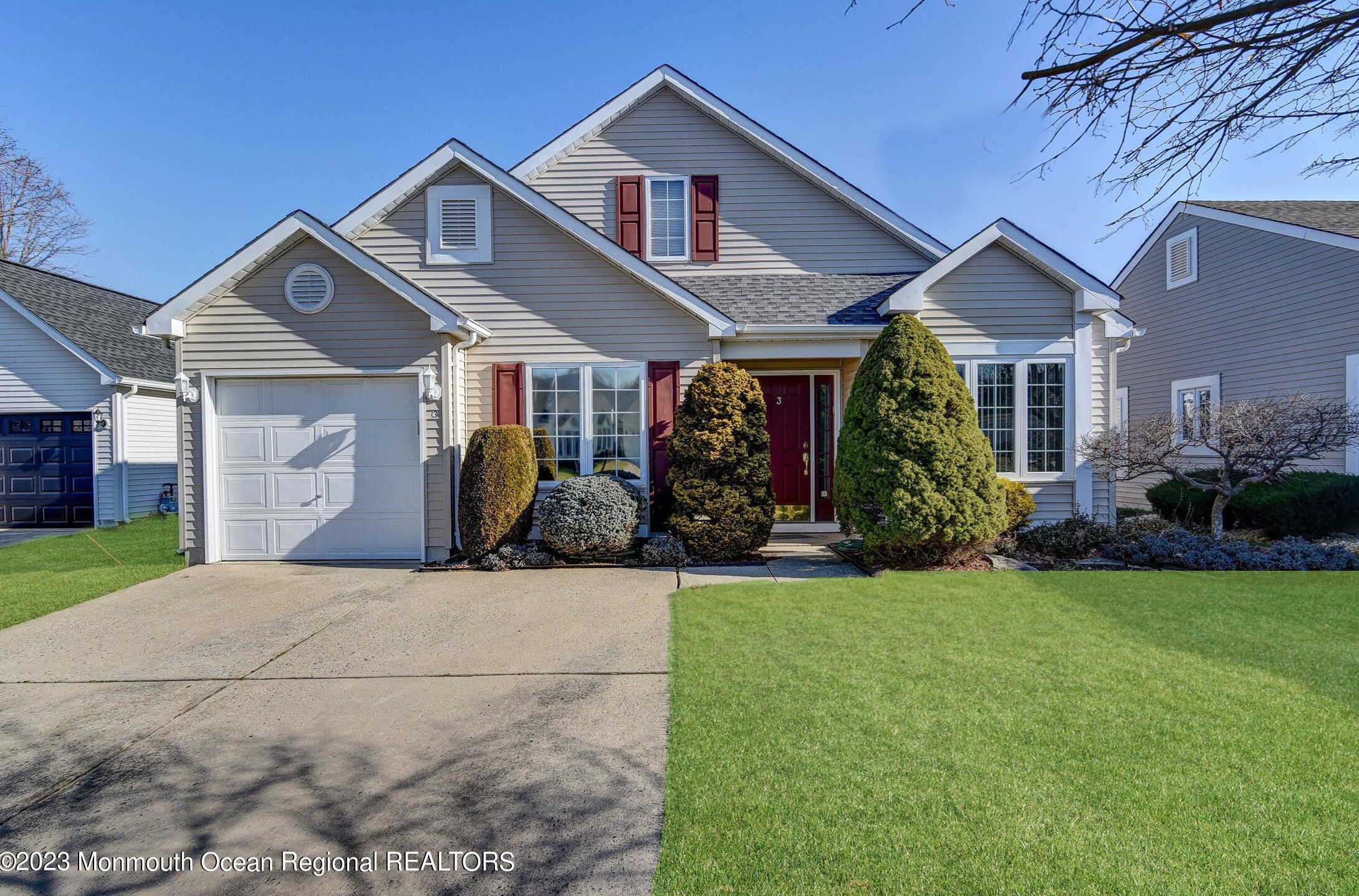 3 Manchester Ct, Jackson Twp, NJ 08527