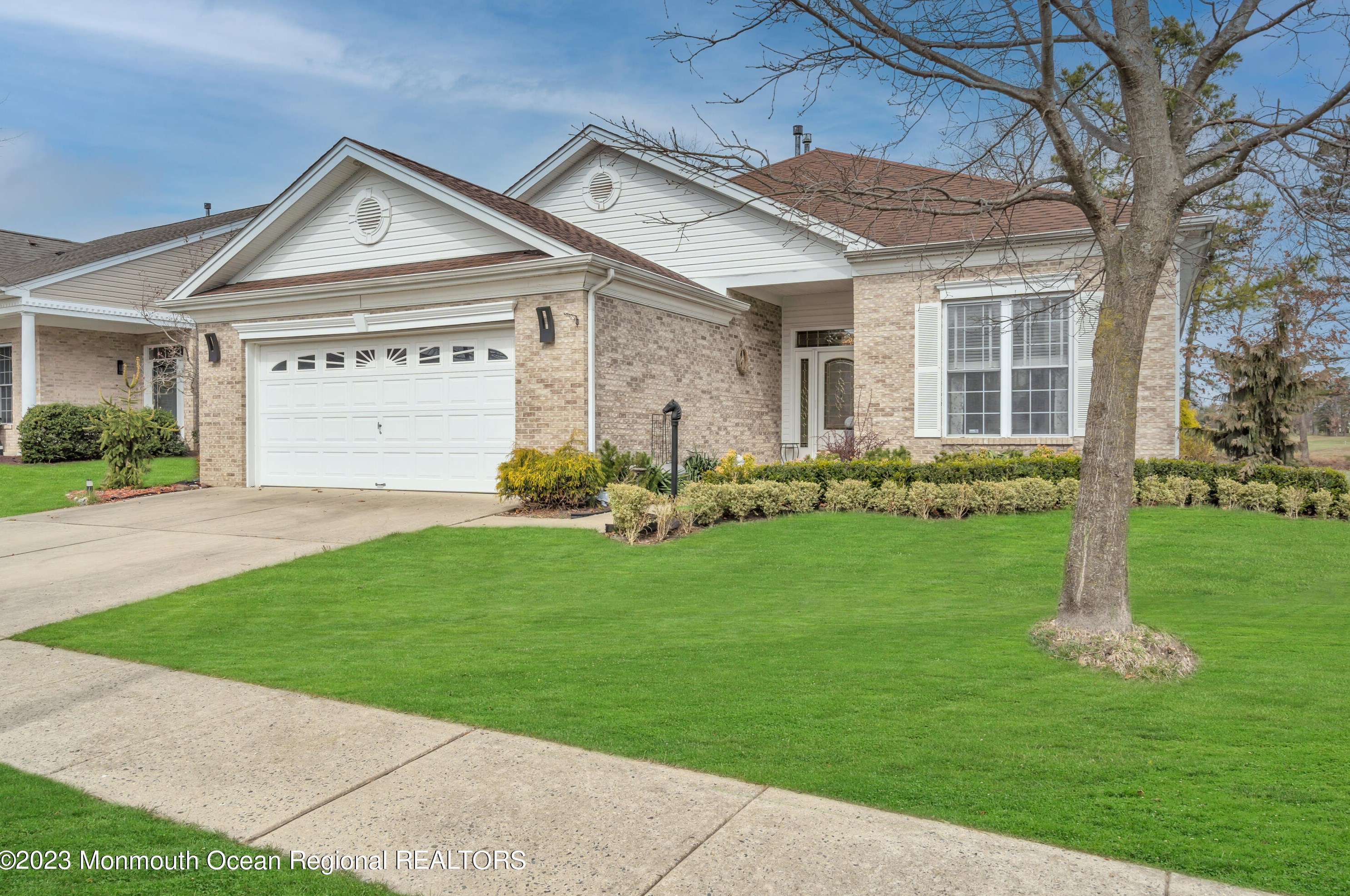 4 Hazeltine Ln, Jackson Twp, NJ 08527