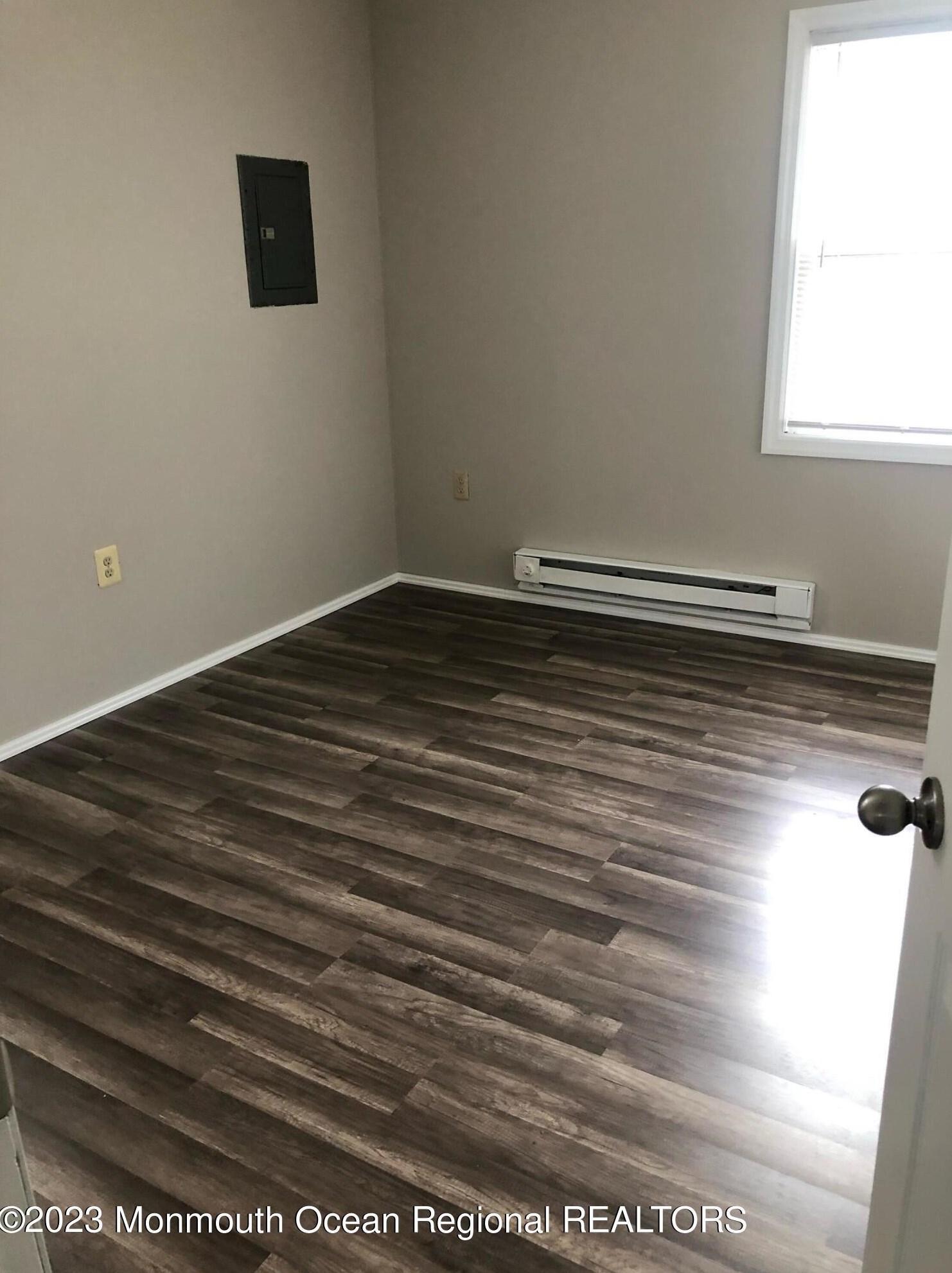 308 Sampson Ave, Pelican Island, NJ 08751