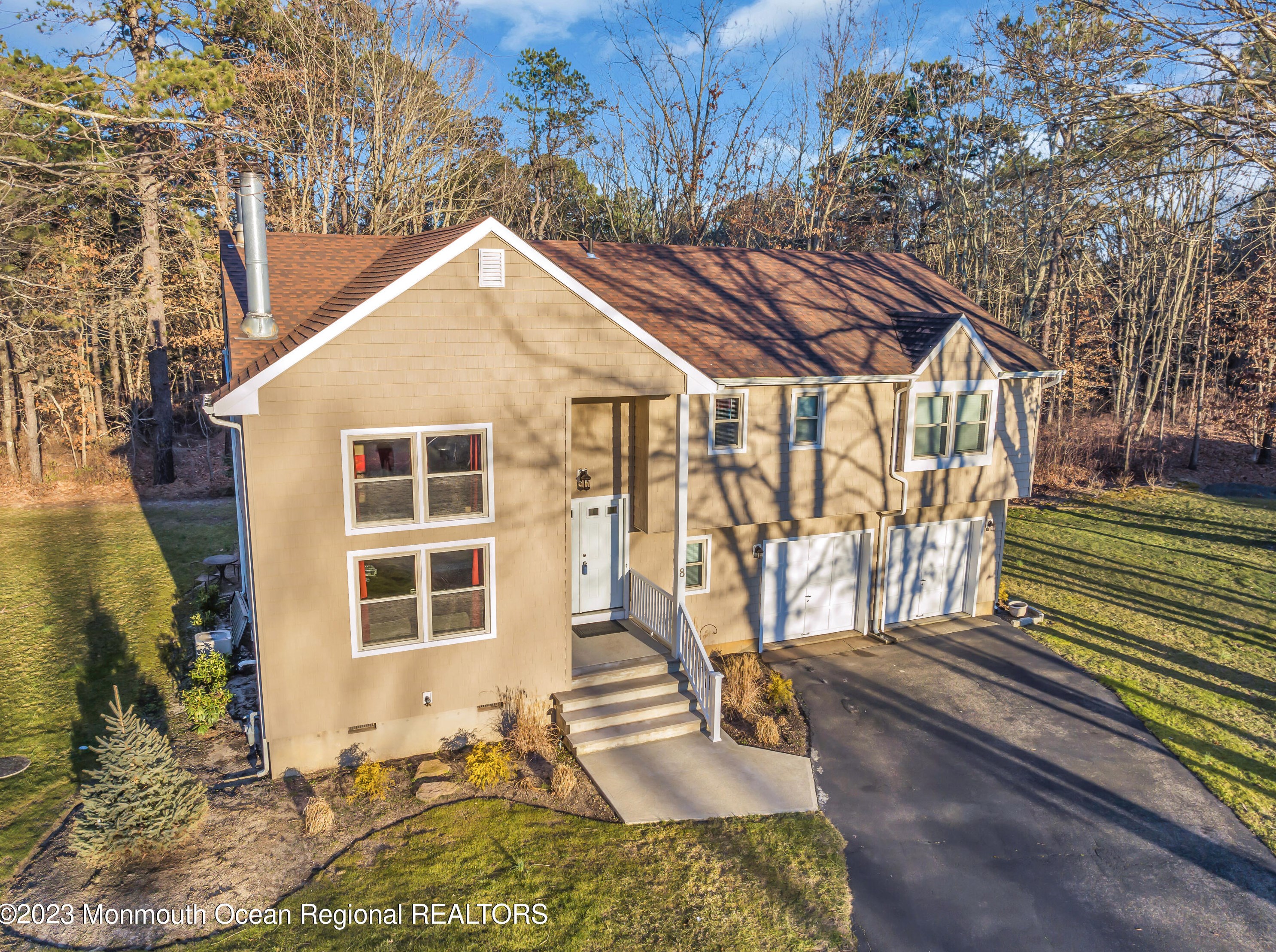 8 Pamela Ct, Jackson Twp, NJ 08527