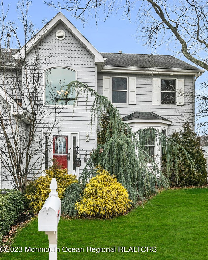 28 Wealthy Ave, Middletown, NJ 07748