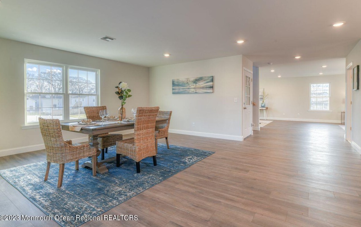 49 Garfield Ave, Ideal Beach NJ  07734-1357 exterior