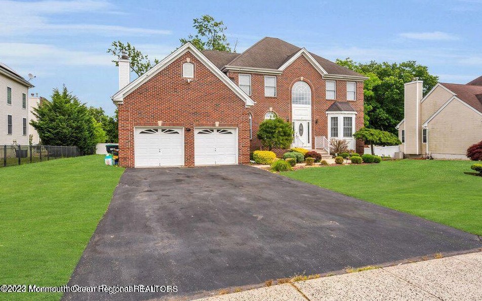 3 Phoenix Ct, Jackson Twp, NJ 08527
