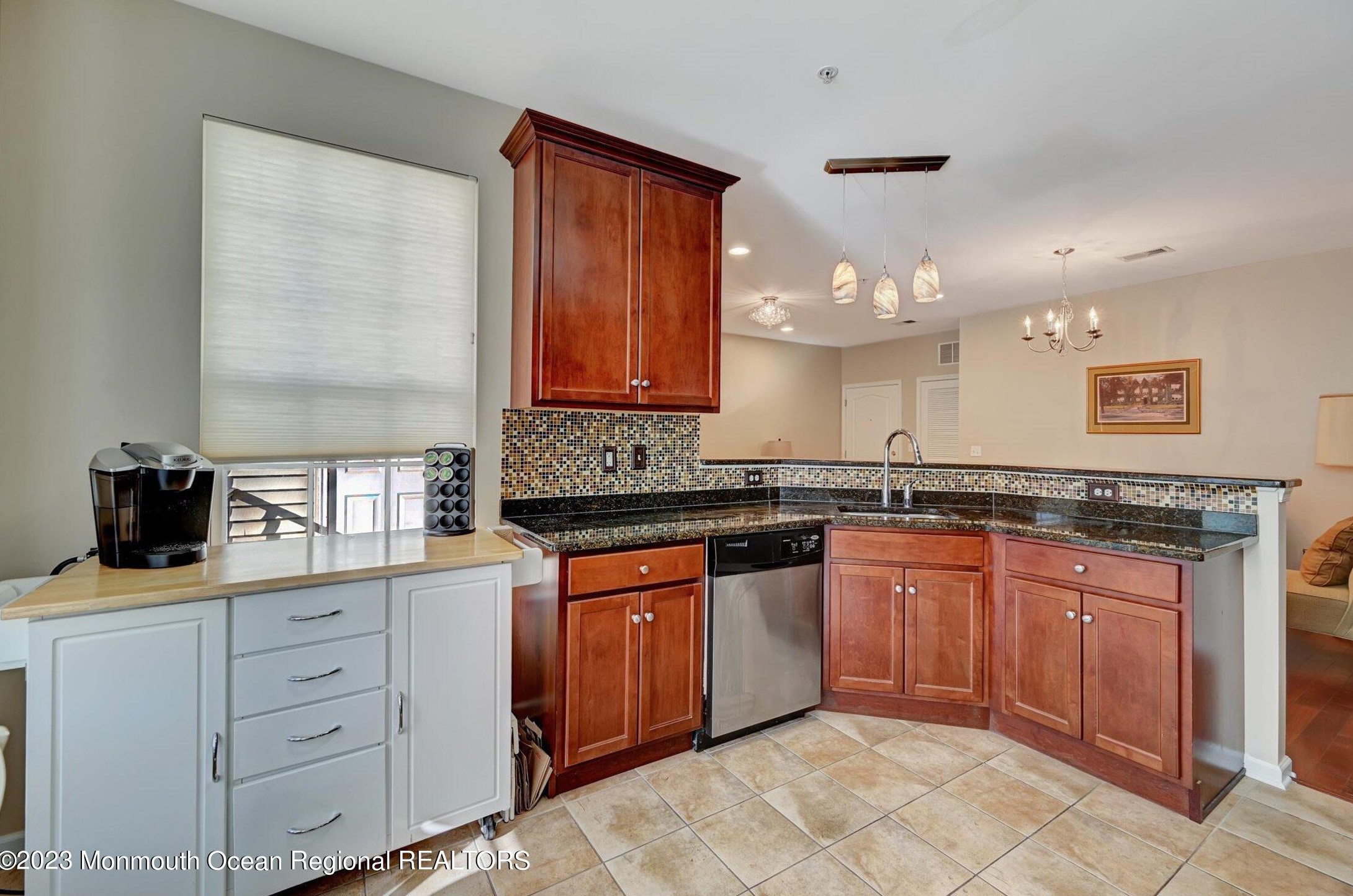 54 Azalea Dr #bldg Q, Old Bridge, NJ 08857