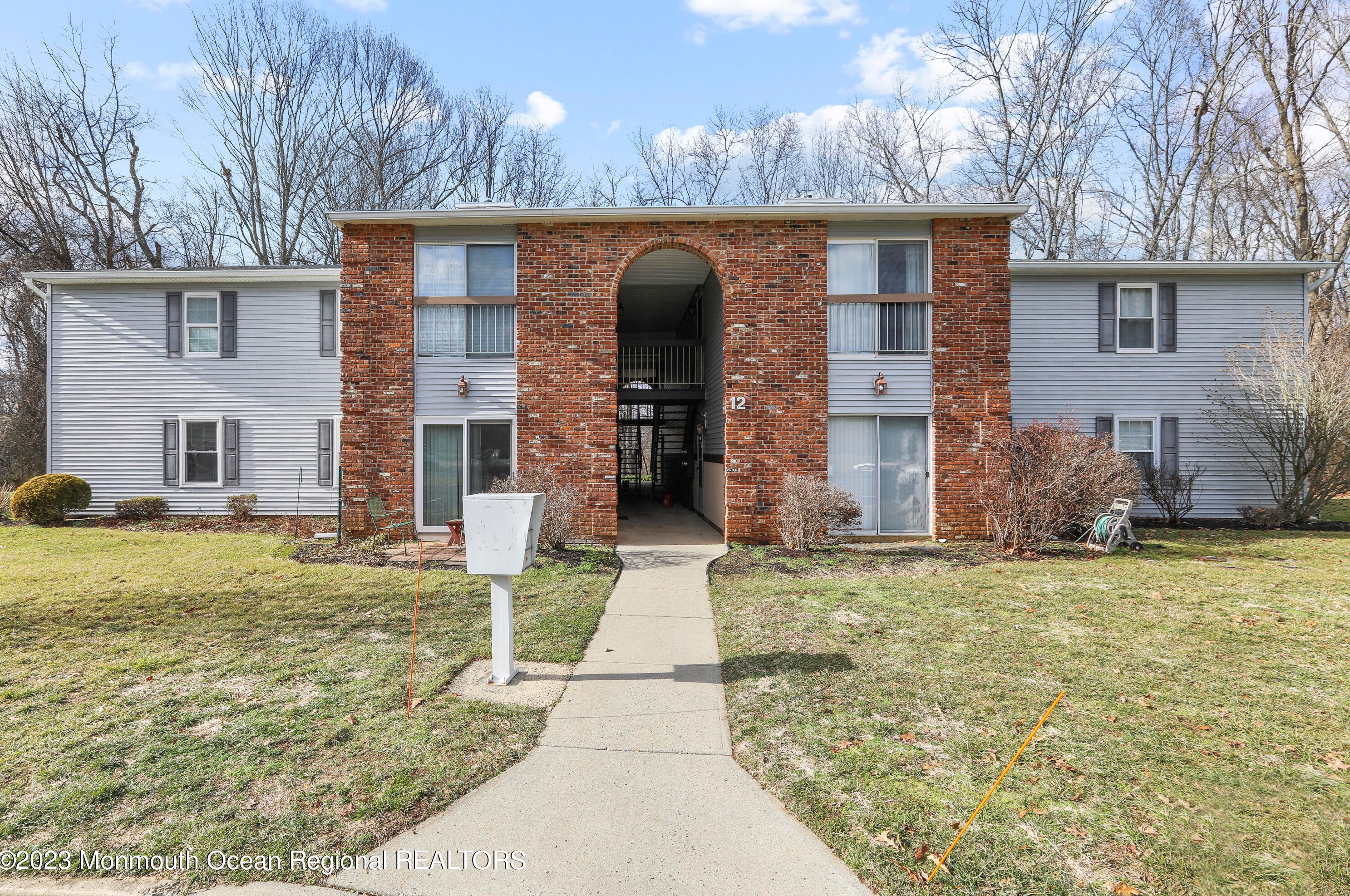 12-2 Phoenix Ct, East Freehold, NJ 07728