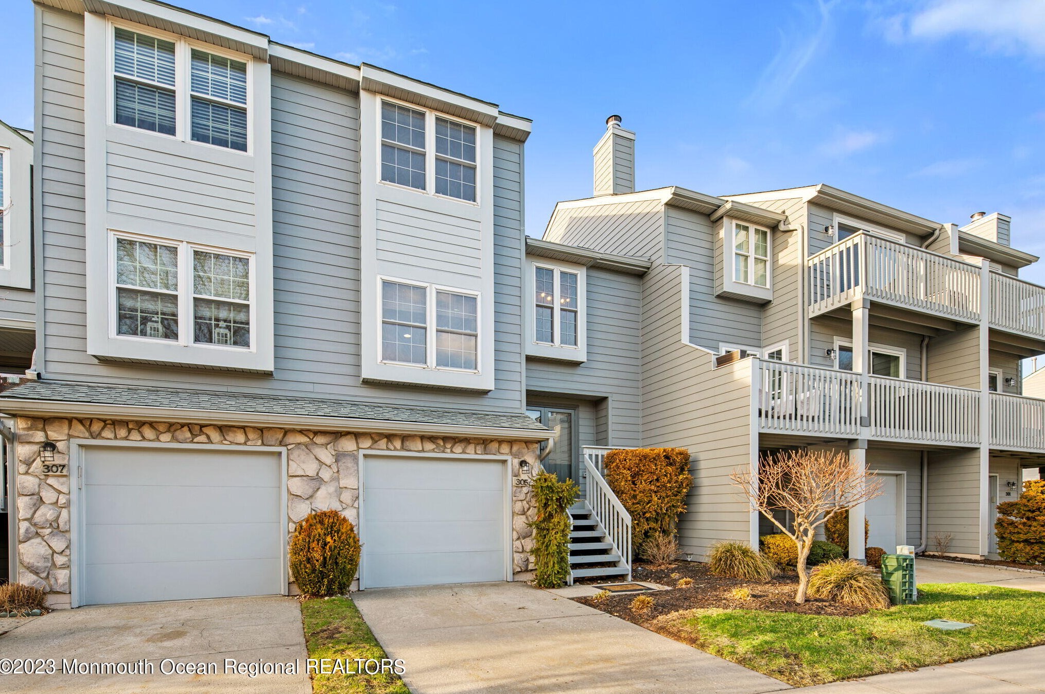 305 Sea Spray Ln, Wall Township, NJ 07753