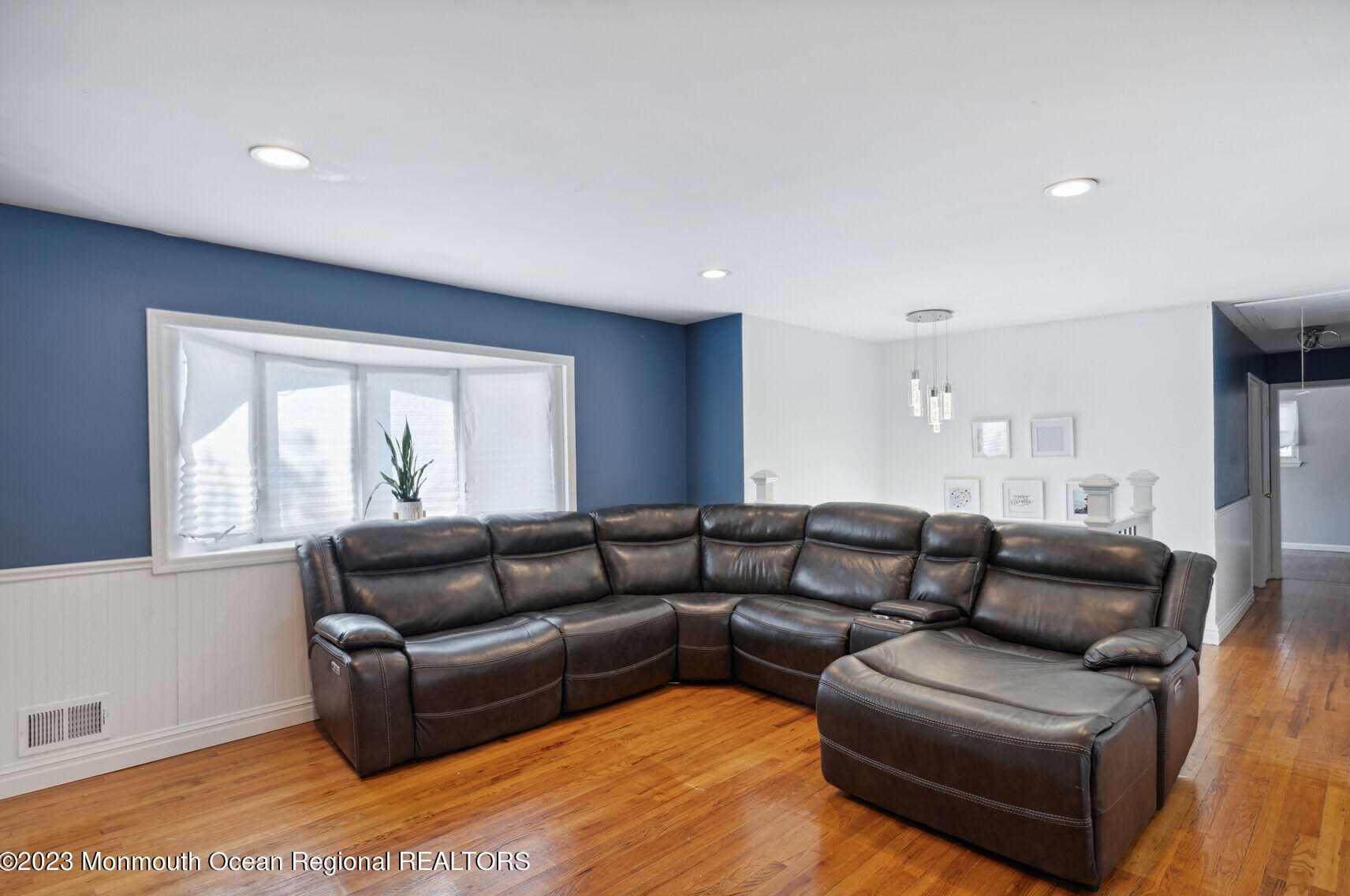 718 Ohagen Ter, Wall Township, NJ 07753-2848