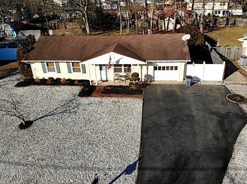 204 Lawrence Dr, Lacey Township, NJ 08734