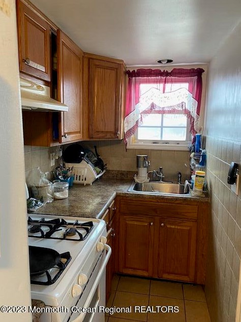 707 Florence Ave, Keyport NJ 07735-2534 exterior