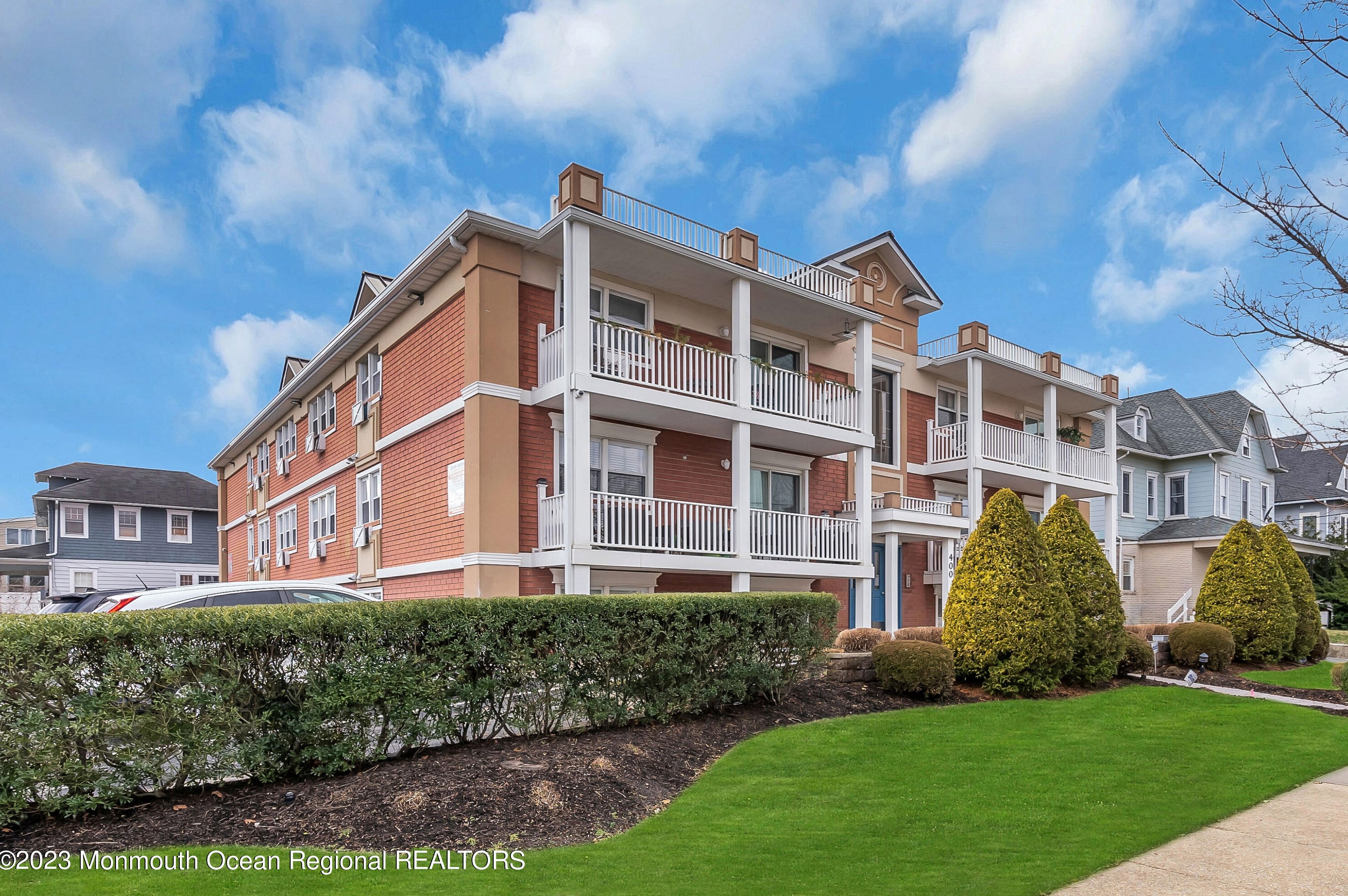 400-402 4th Ave #104, Tinton Falls, NJ 07712