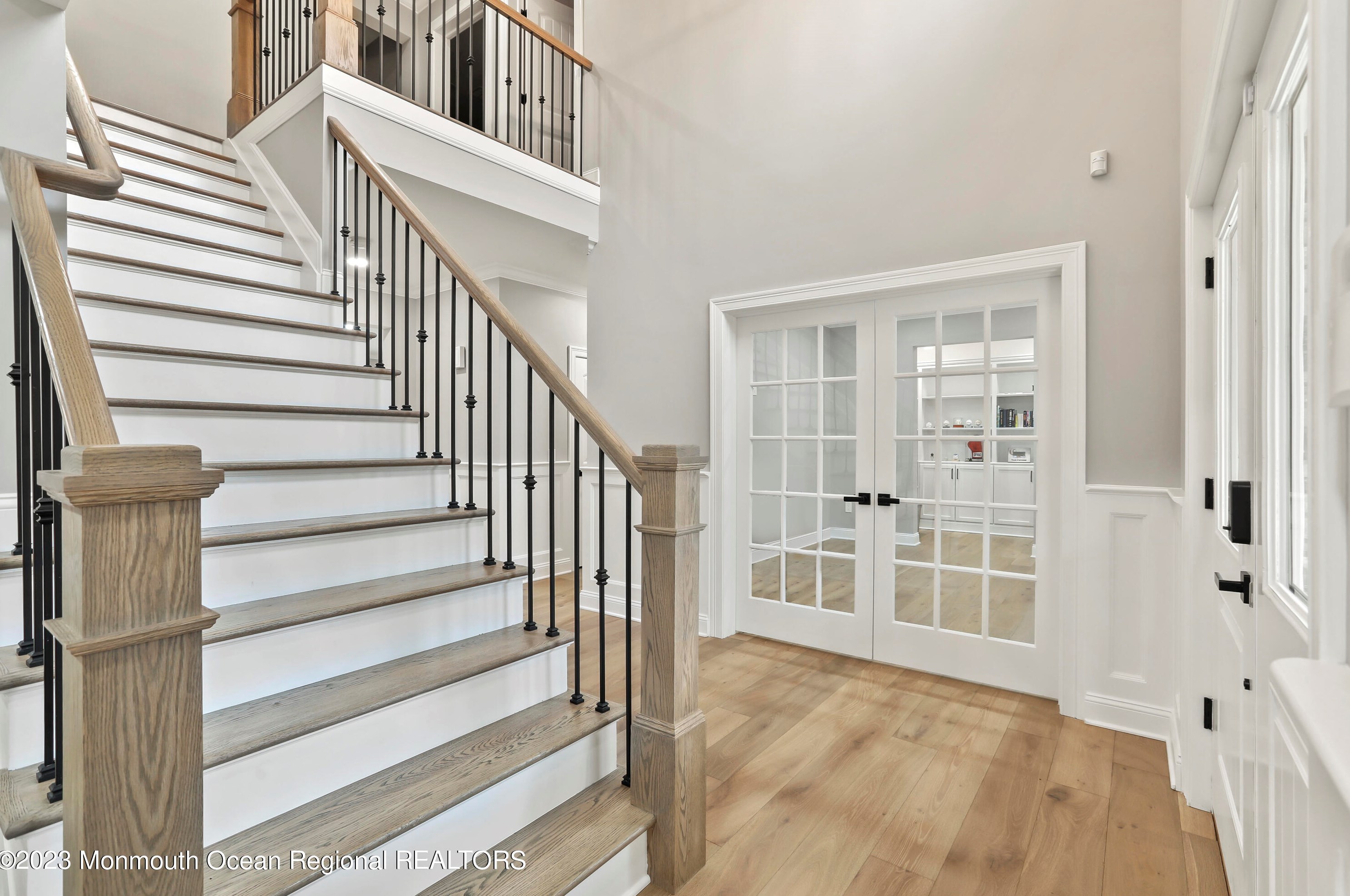 26 Red Coach Ln, Holmdel Village, NJ 07733