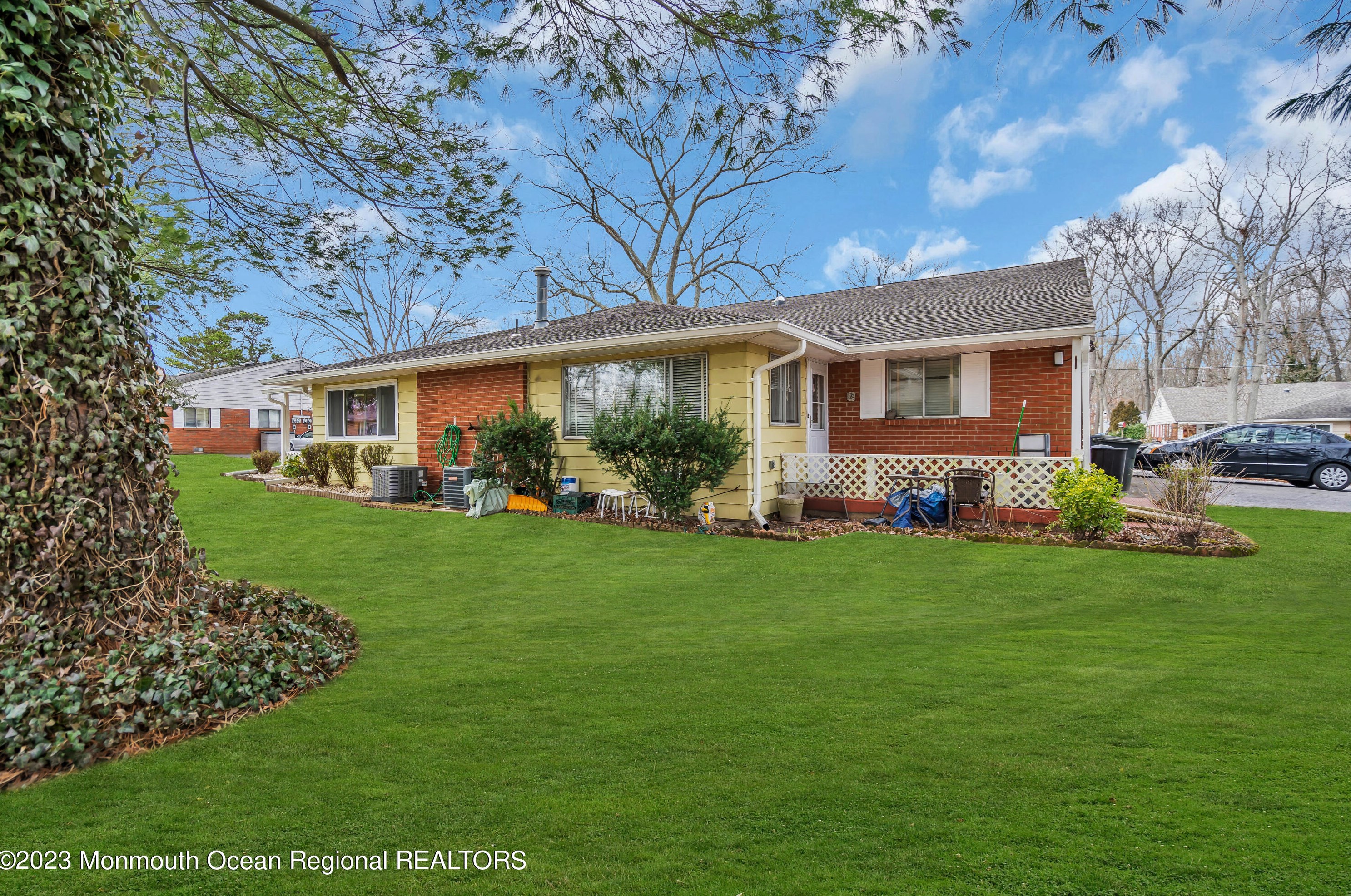10 Robin St #c, Lakehurst, NJ 08759