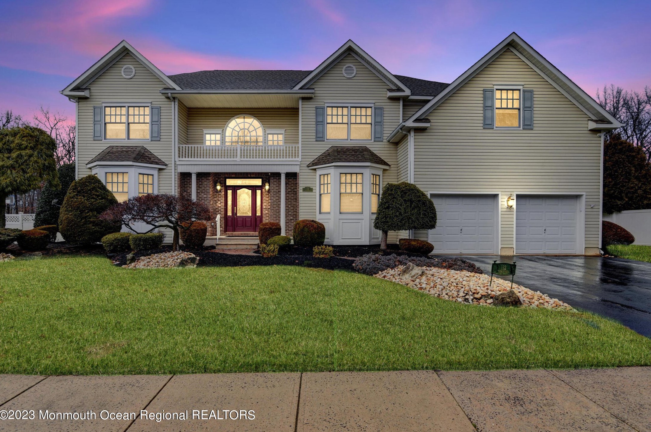 112 Mesa Verde Ln, Wall Township, NJ 07731