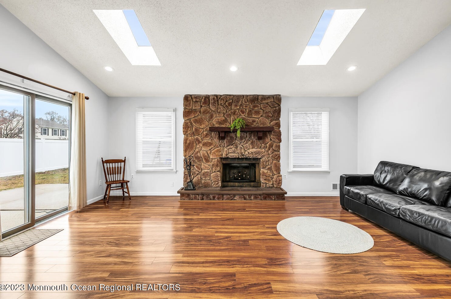 61 Shining Way, Toms River, NJ 08753-8407