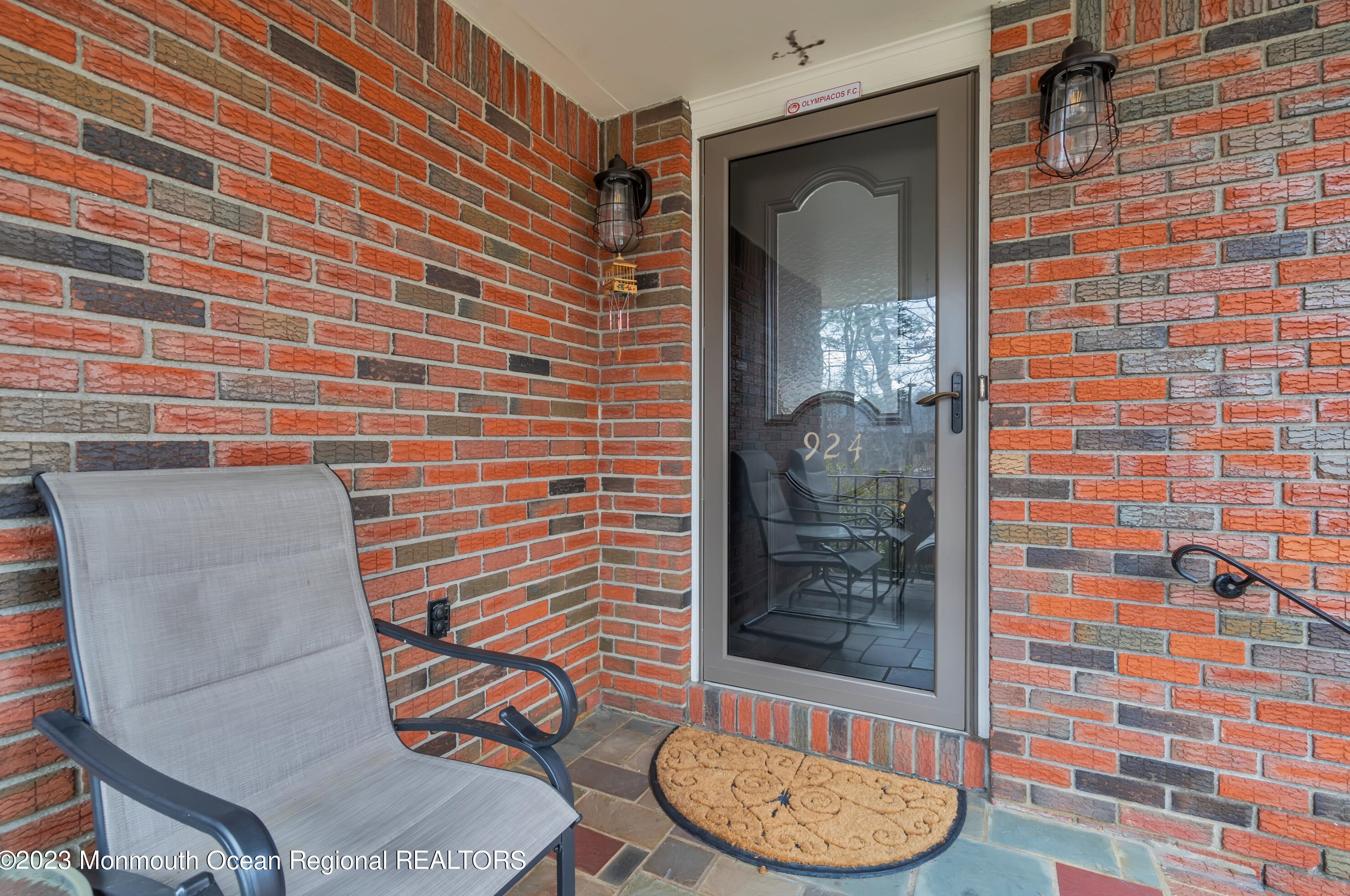 924 Berkeley Ave, Beachwood NJ  08722-4501 exterior
