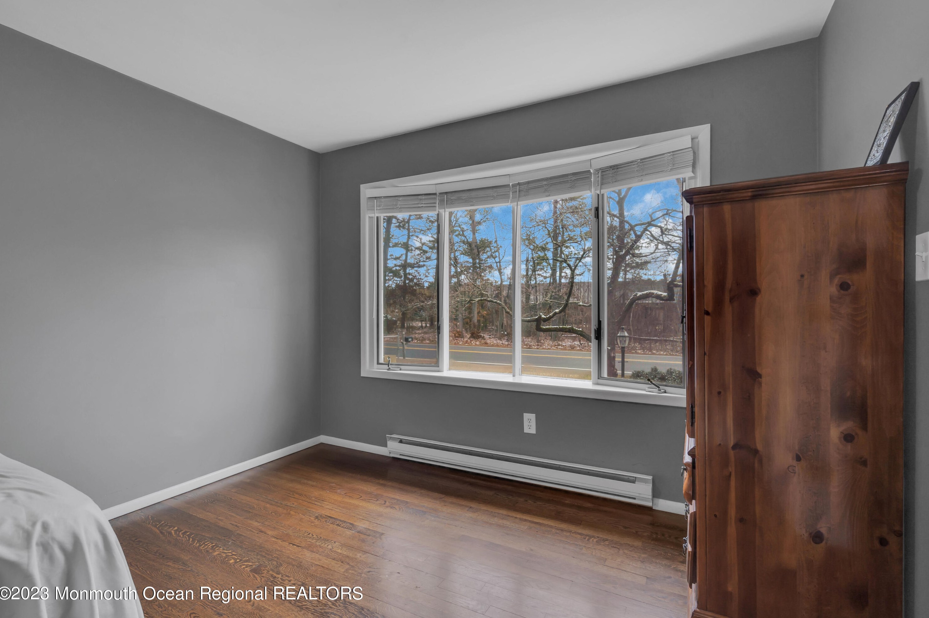 924 Berkeley Ave, Beachwood NJ  08722-4501 exterior