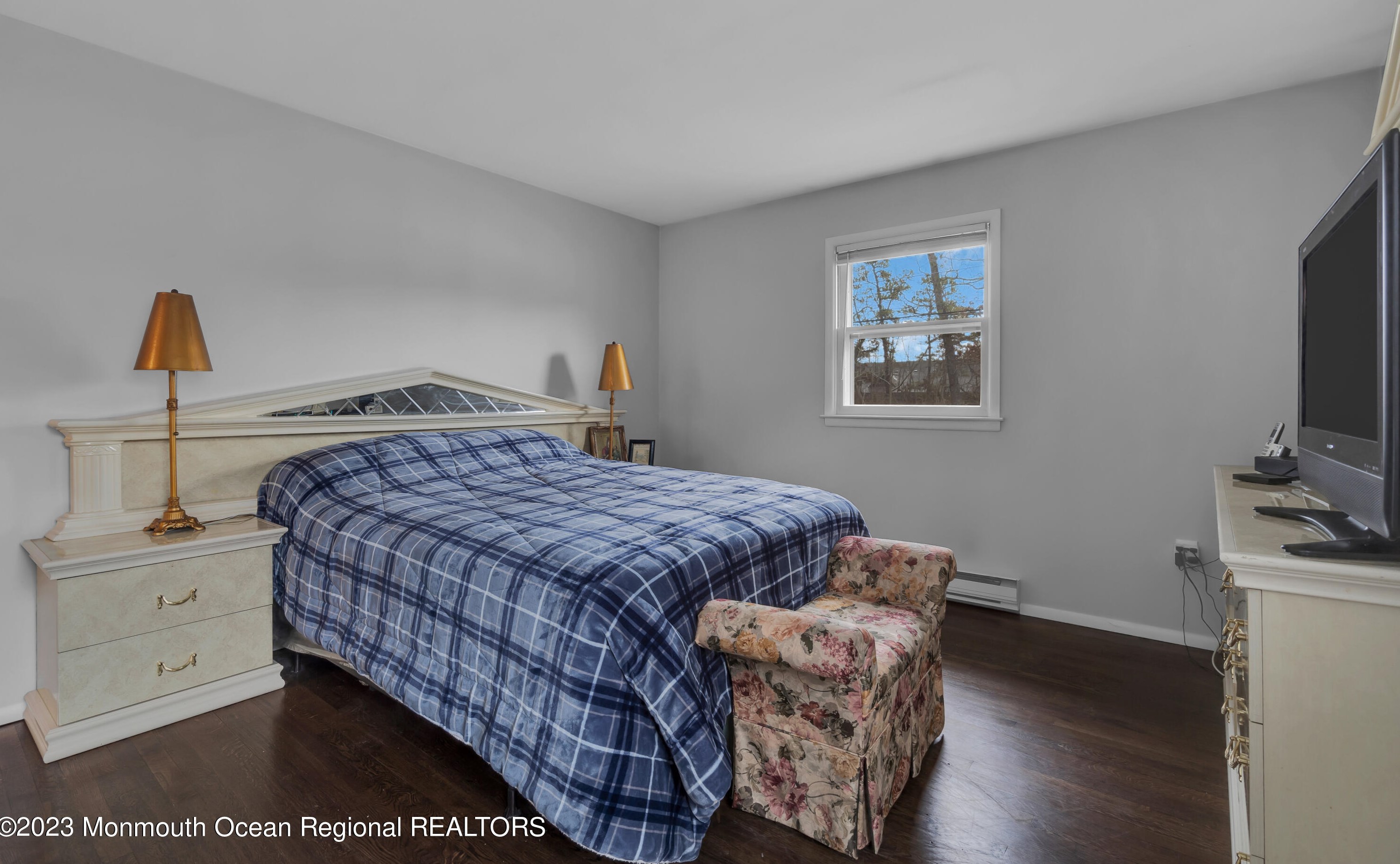 924 Berkeley Ave, Beachwood NJ  08722-4501 exterior