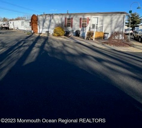 27 Locust Grove, Hazlet, NJ 07730